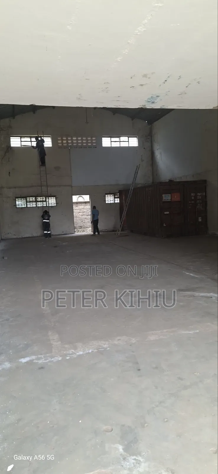Godown to Let 3500sqft Off North Airport Road