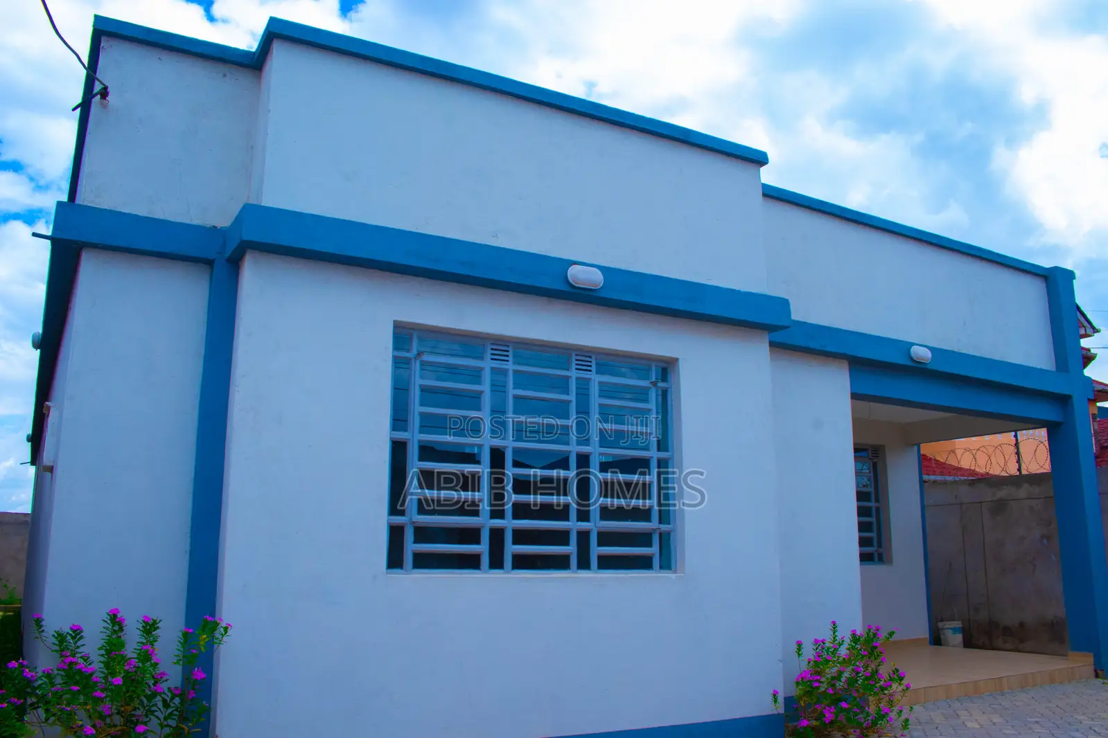 3bdrm Apartment in Kalimoni for sale