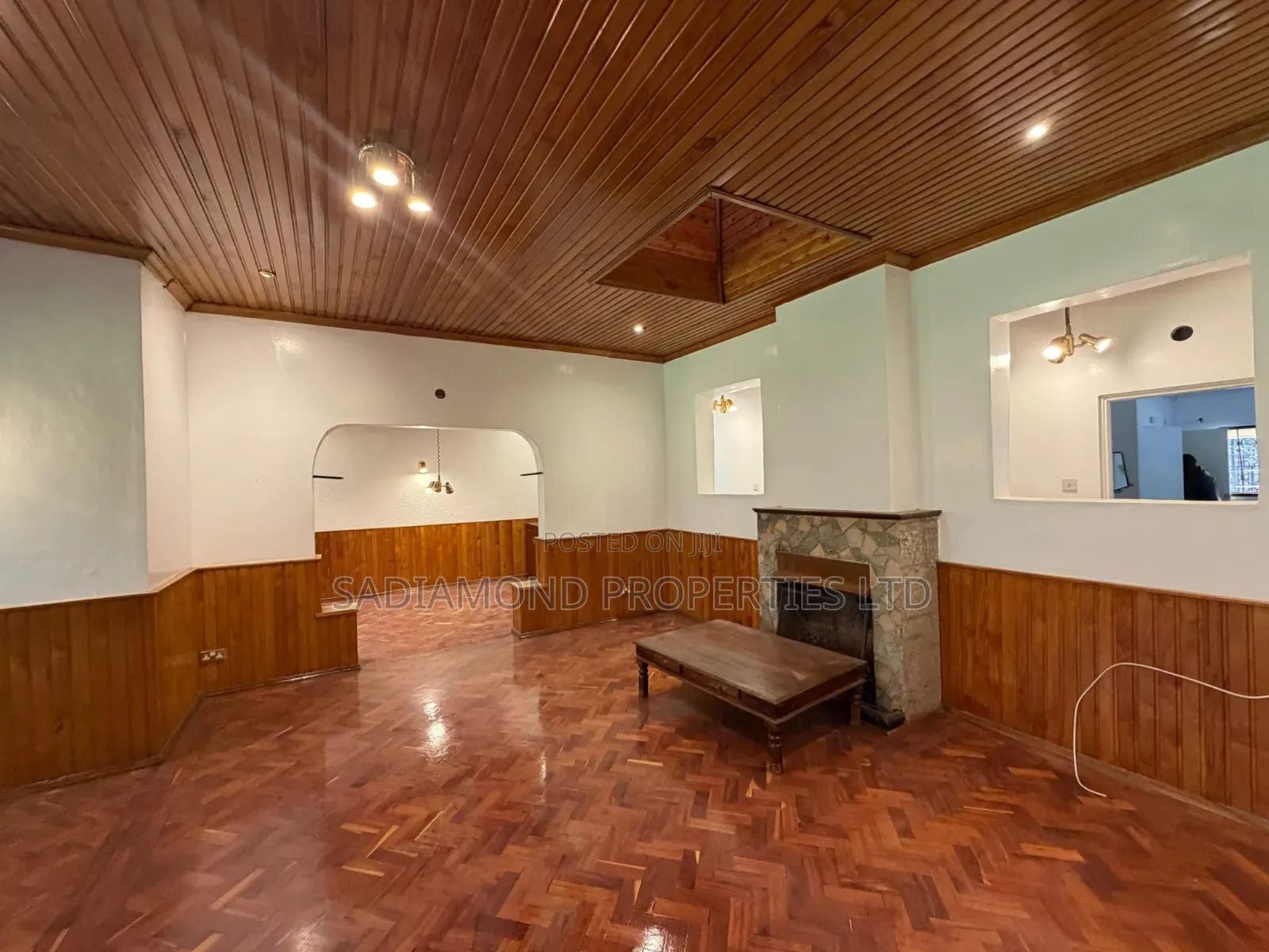 4bdrm Villa in Spring Valley for rent