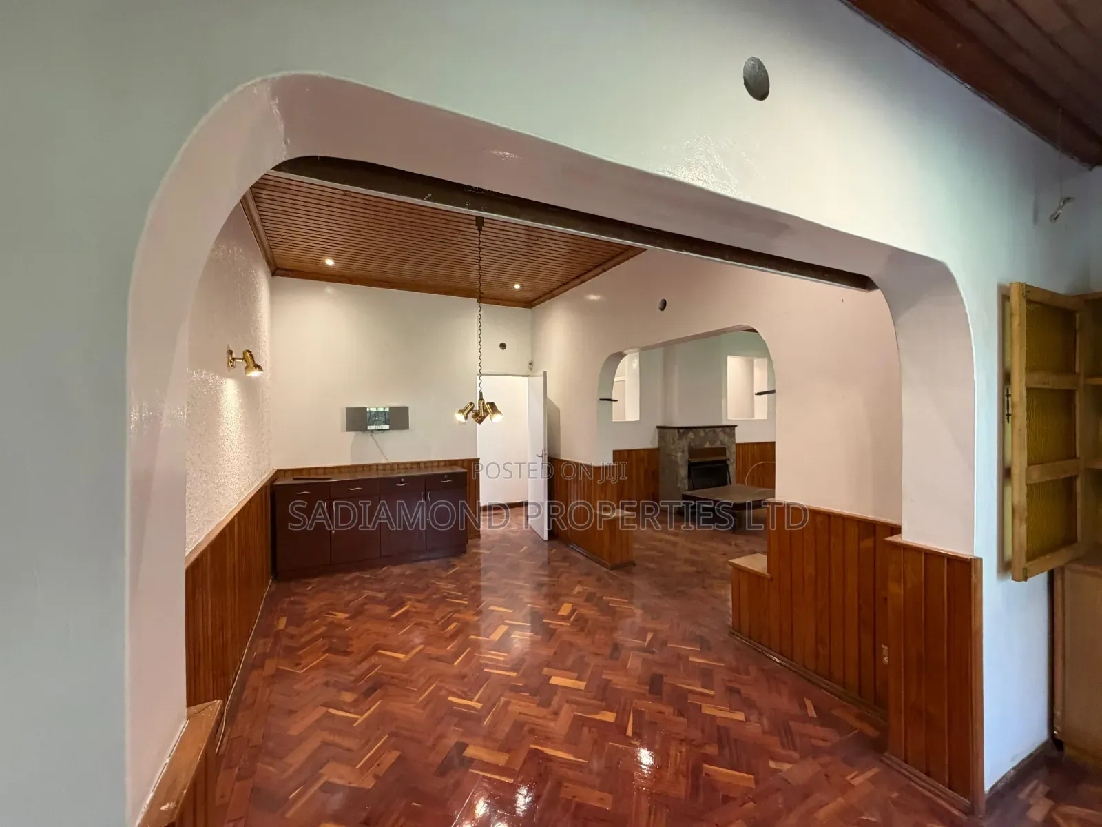 4bdrm Villa in Spring Valley for rent