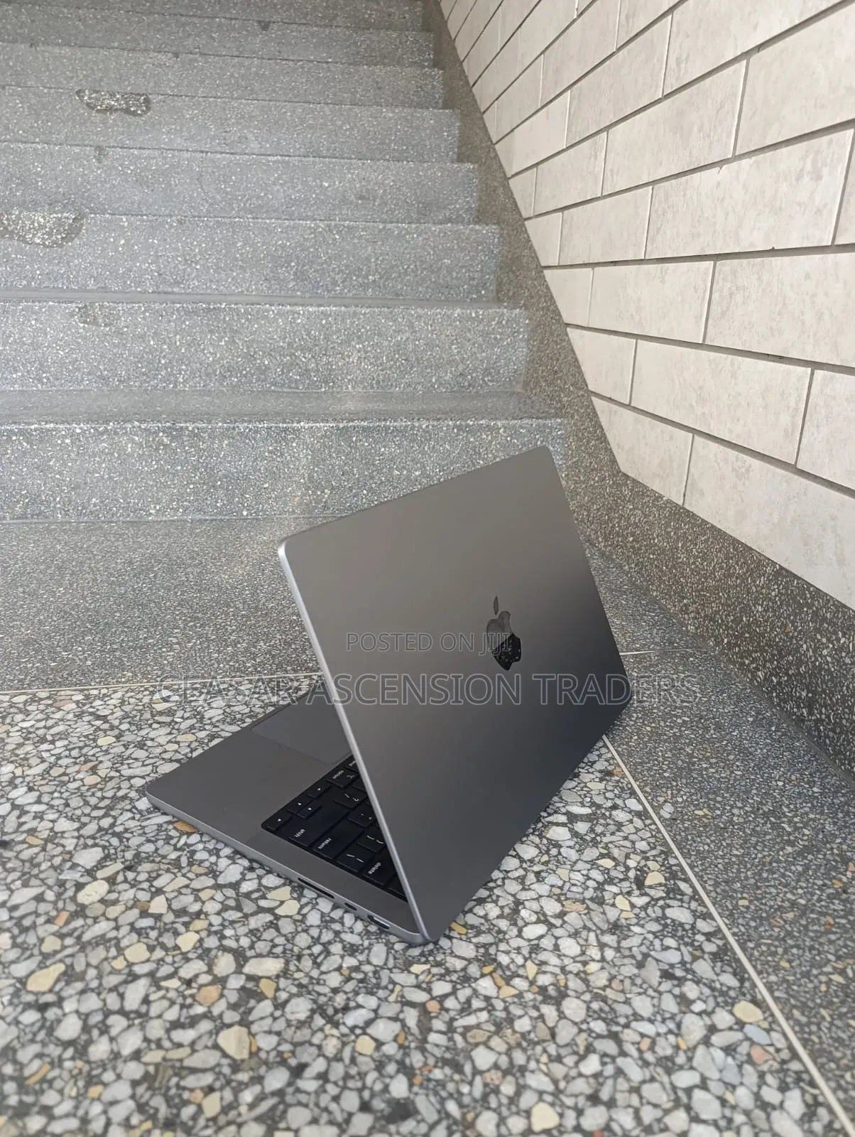 Laptop Apple MacBook Pro 2021 M1 Max 32GB Apple M1 Max SSD 512GB