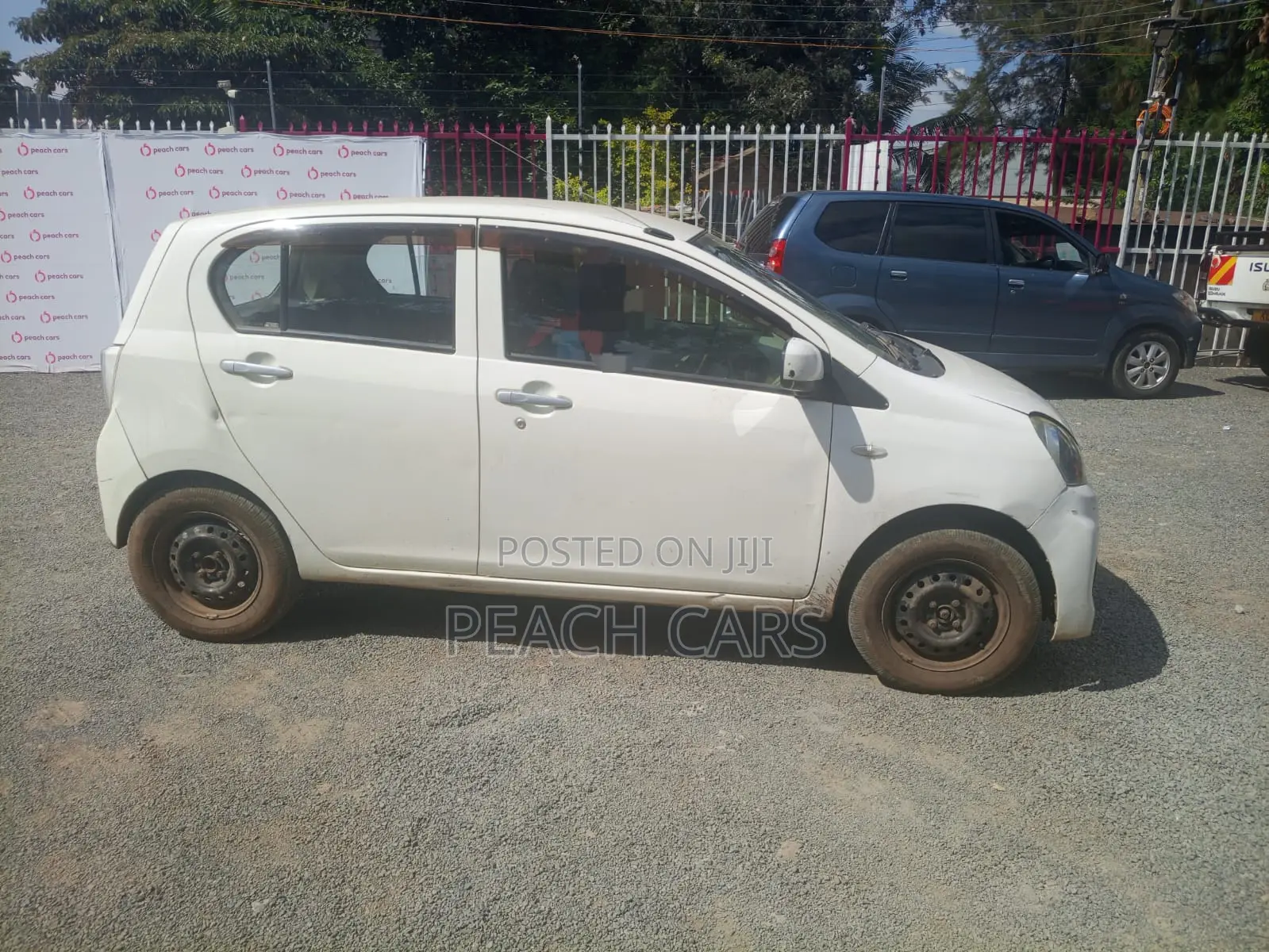 Daihatsu Mira 2015 White