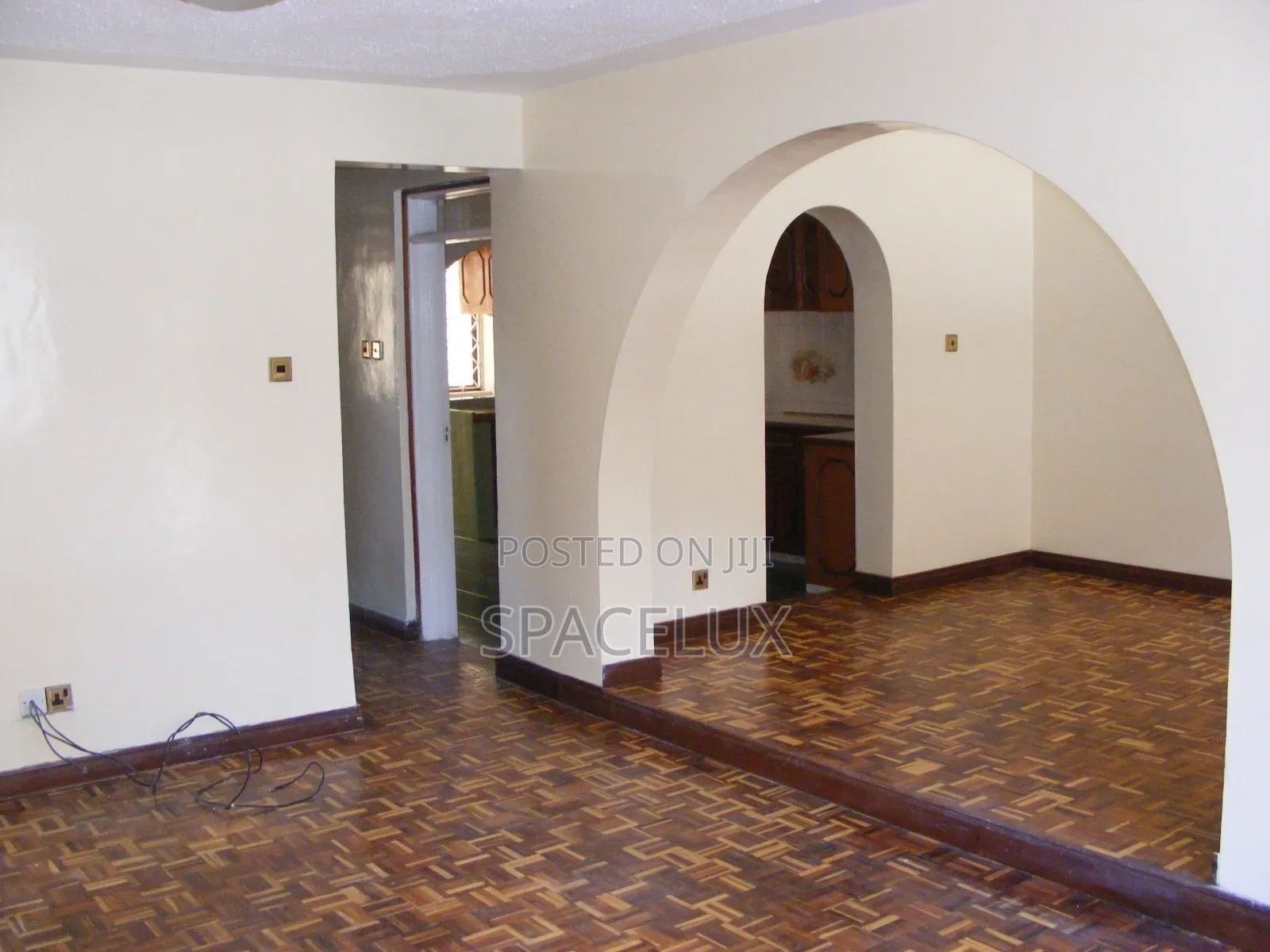 4bdrm Townhouse/Terrace in Lavington, Valley Arcade for sale