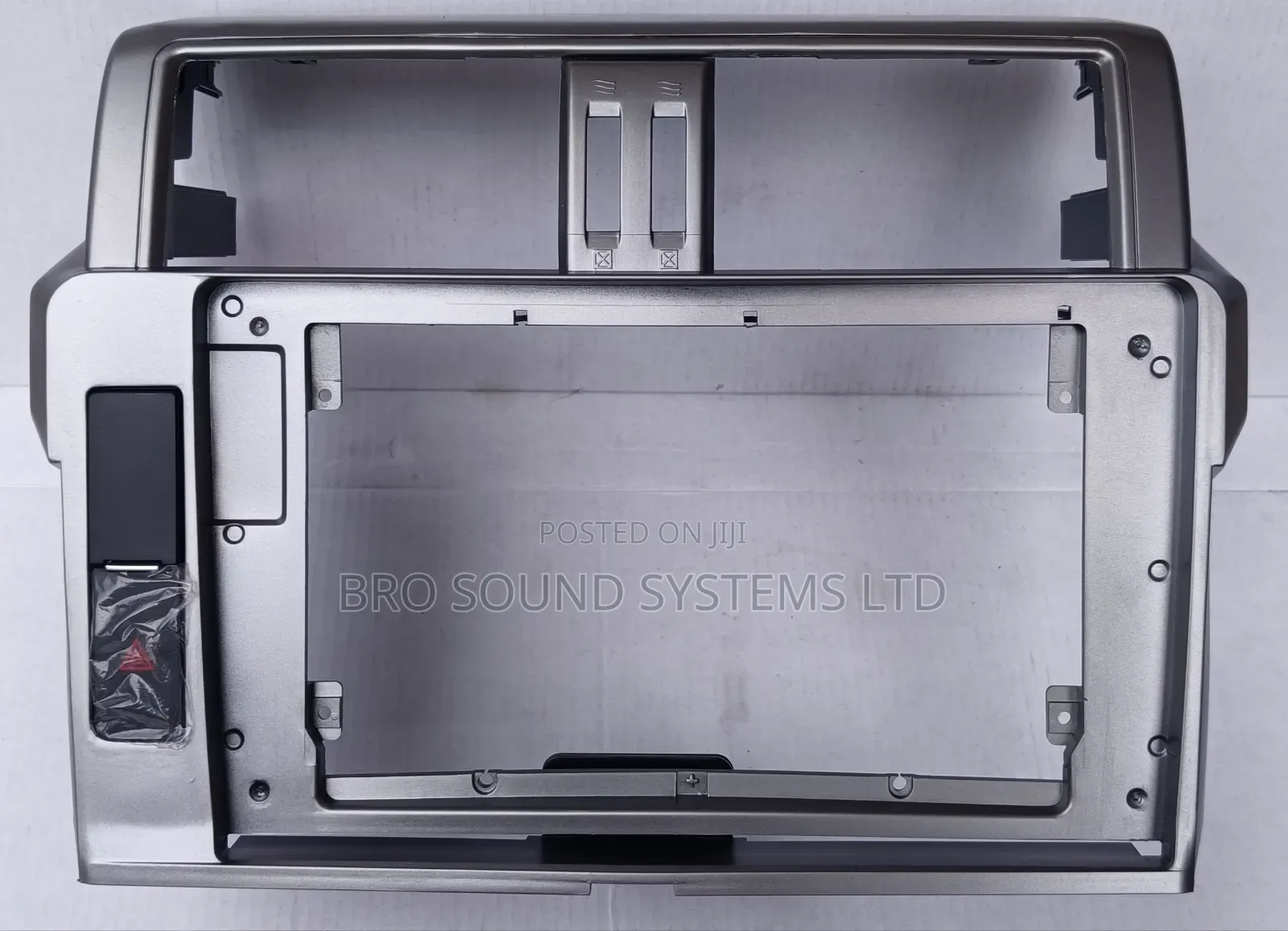 Android Radio Fascia / Console Toyota Land Cruiser Prado 150 2014-2017