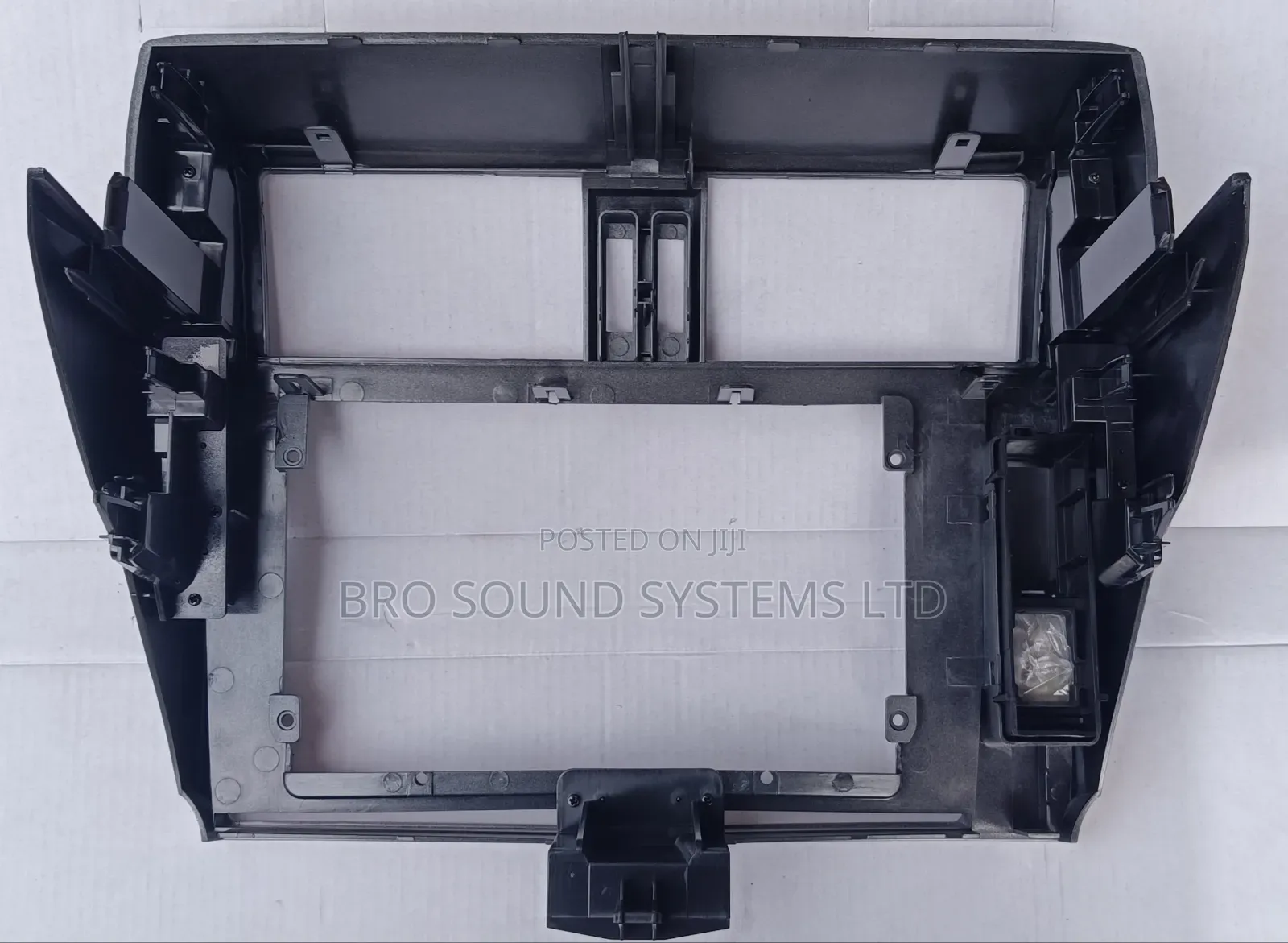Android Radio Fascia / Console Toyota Land Cruiser Prado 150 2014-2017