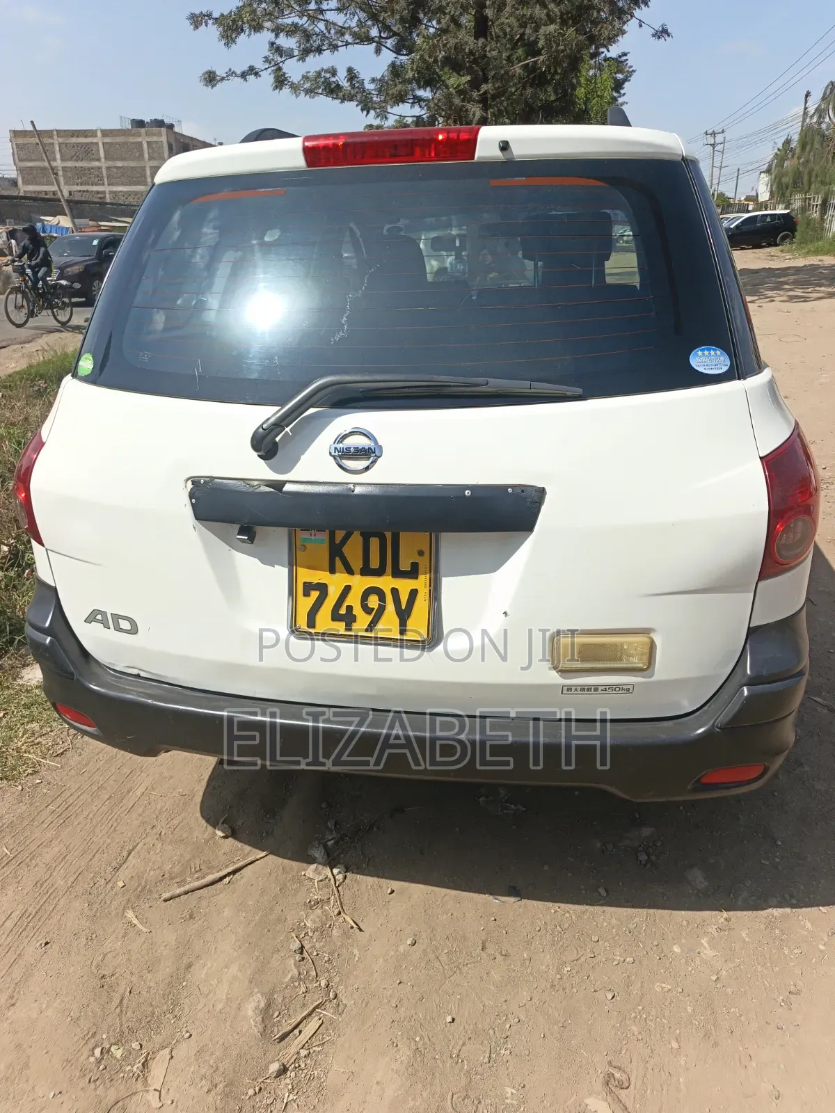 Nissan Advan 2015 White