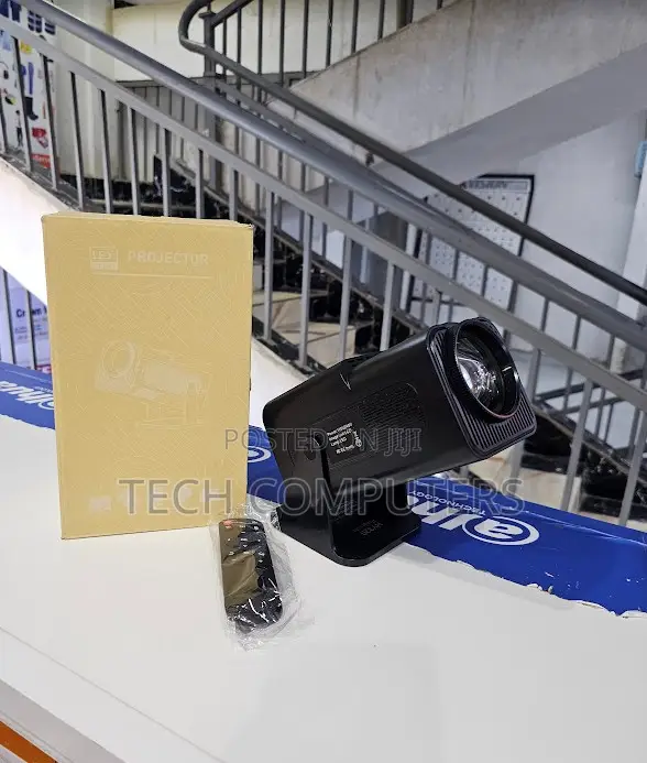 Led Multimedia Projector With Remote Control for Home and Office Use