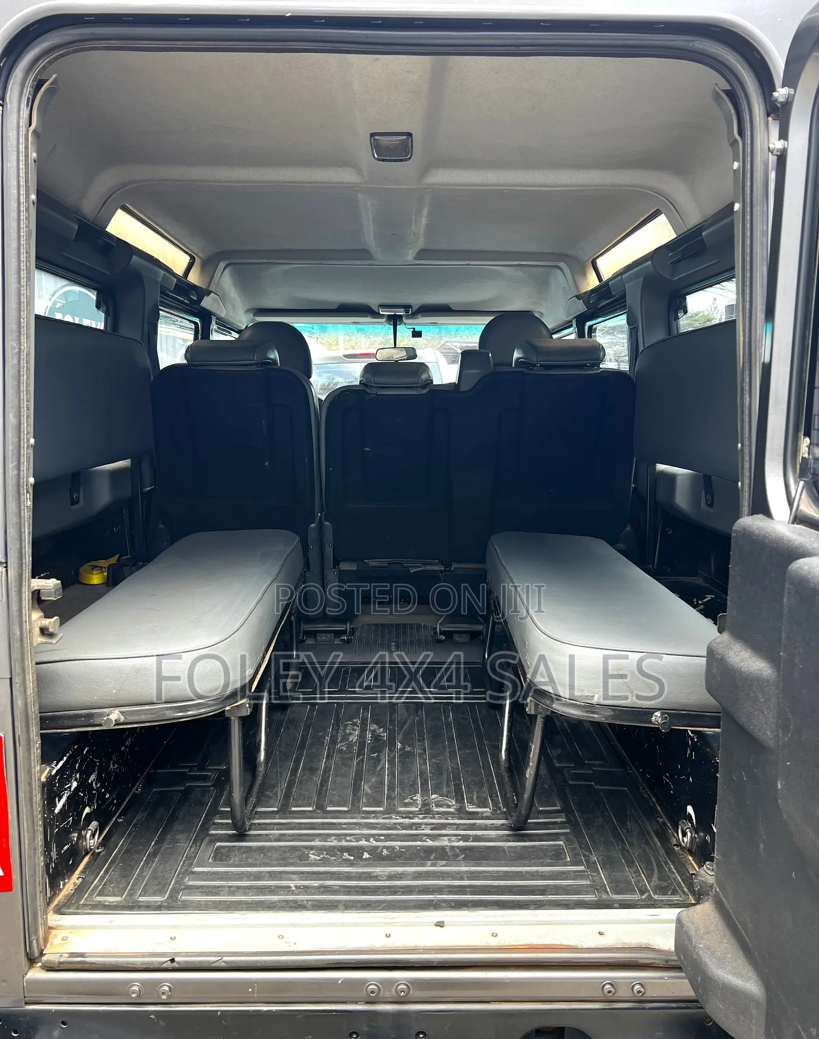 Land Rover Defender 2014 Gray