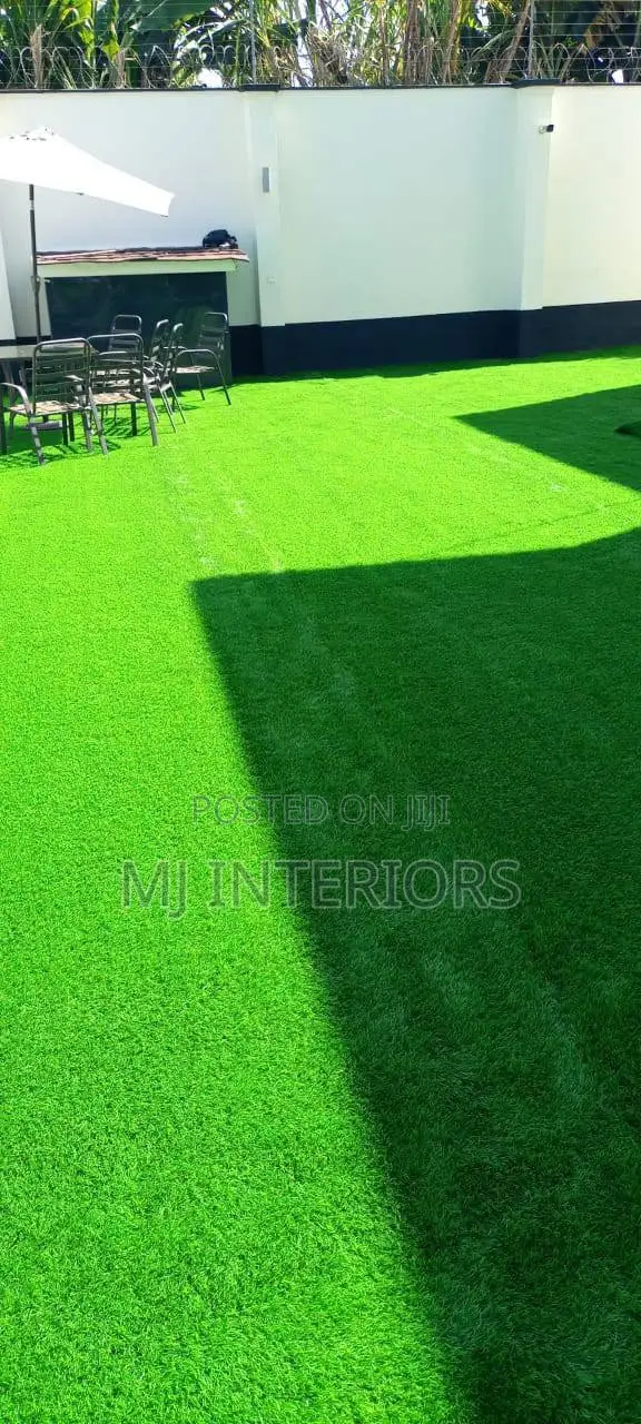 Artificial Grass Carpet for Long Lasting Outdoor Elegance