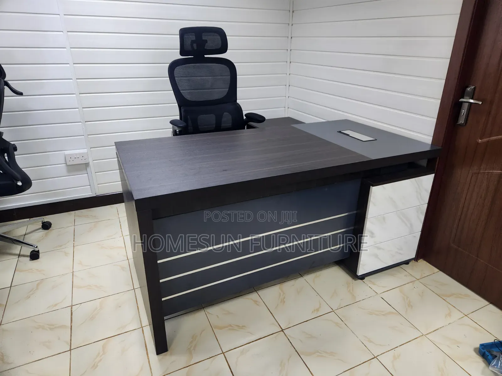 1.6m Modern Executive Office Desk