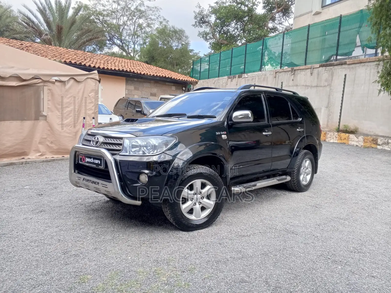 Toyota Fortuner 2010 Black