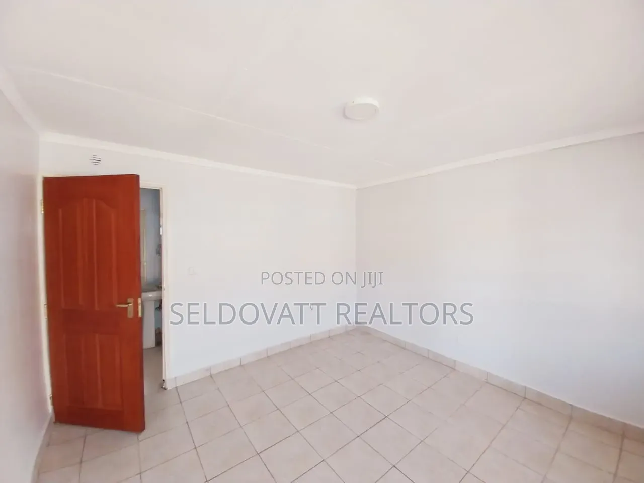 2bdrm Bungalow in Uthiru for rent