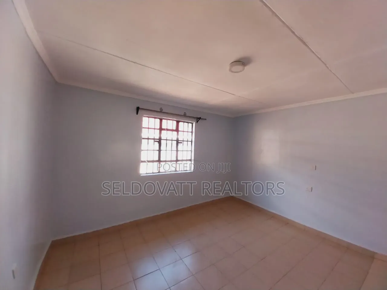 2bdrm Bungalow in Uthiru for rent