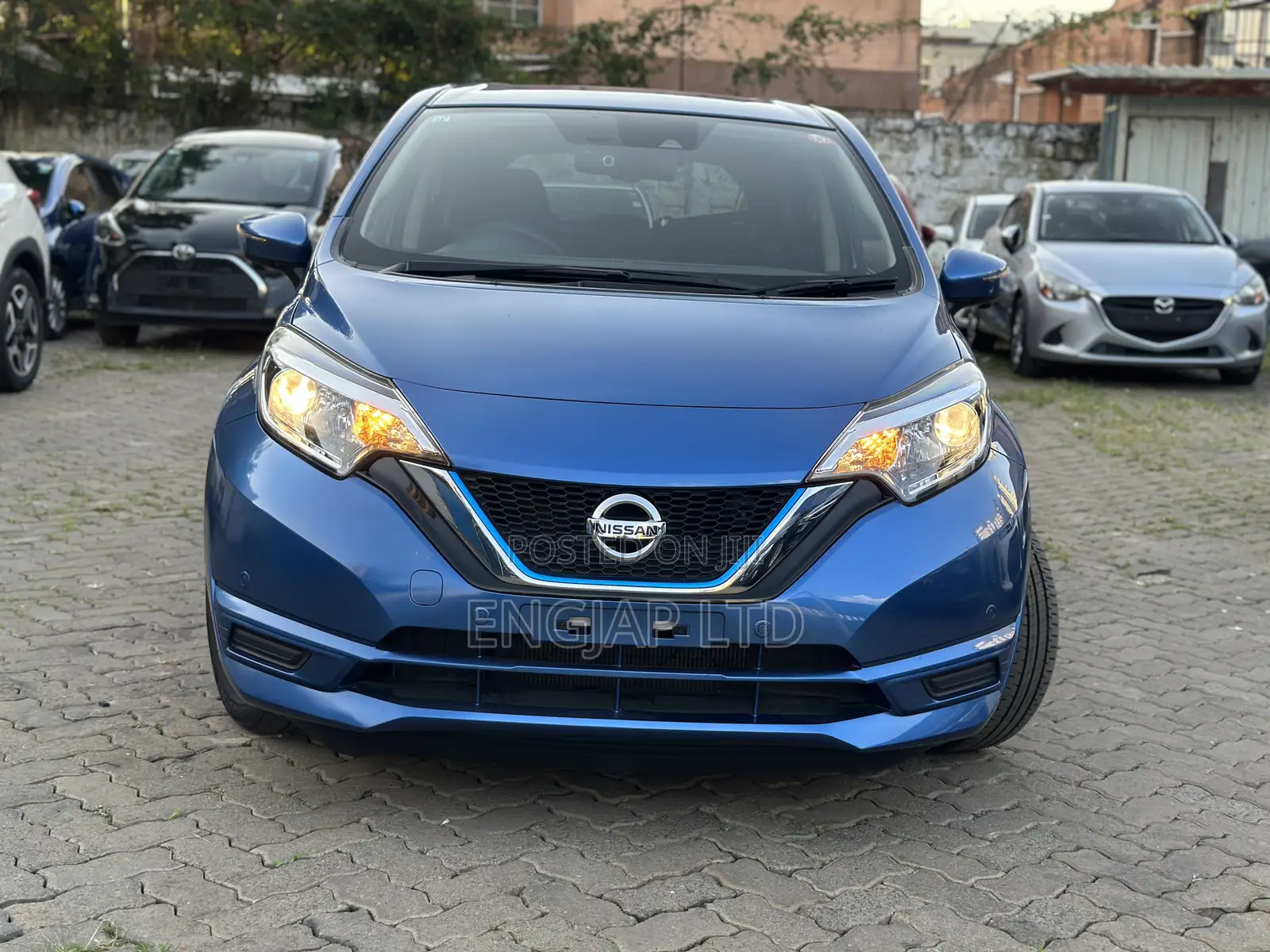 Nissan Note 1.2 Hybrid 2019 Blue