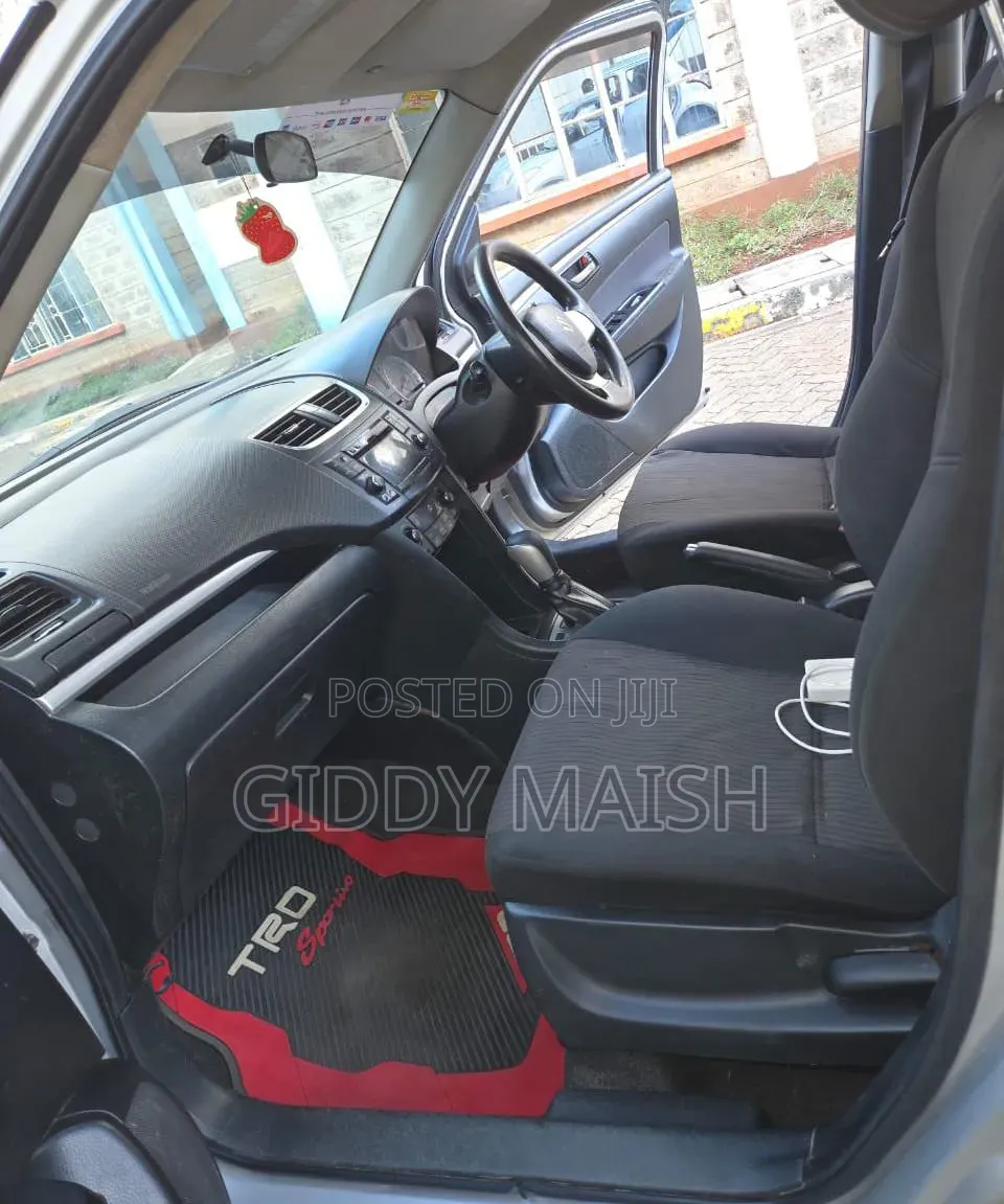 Suzuki Swift RS 2012 Silver