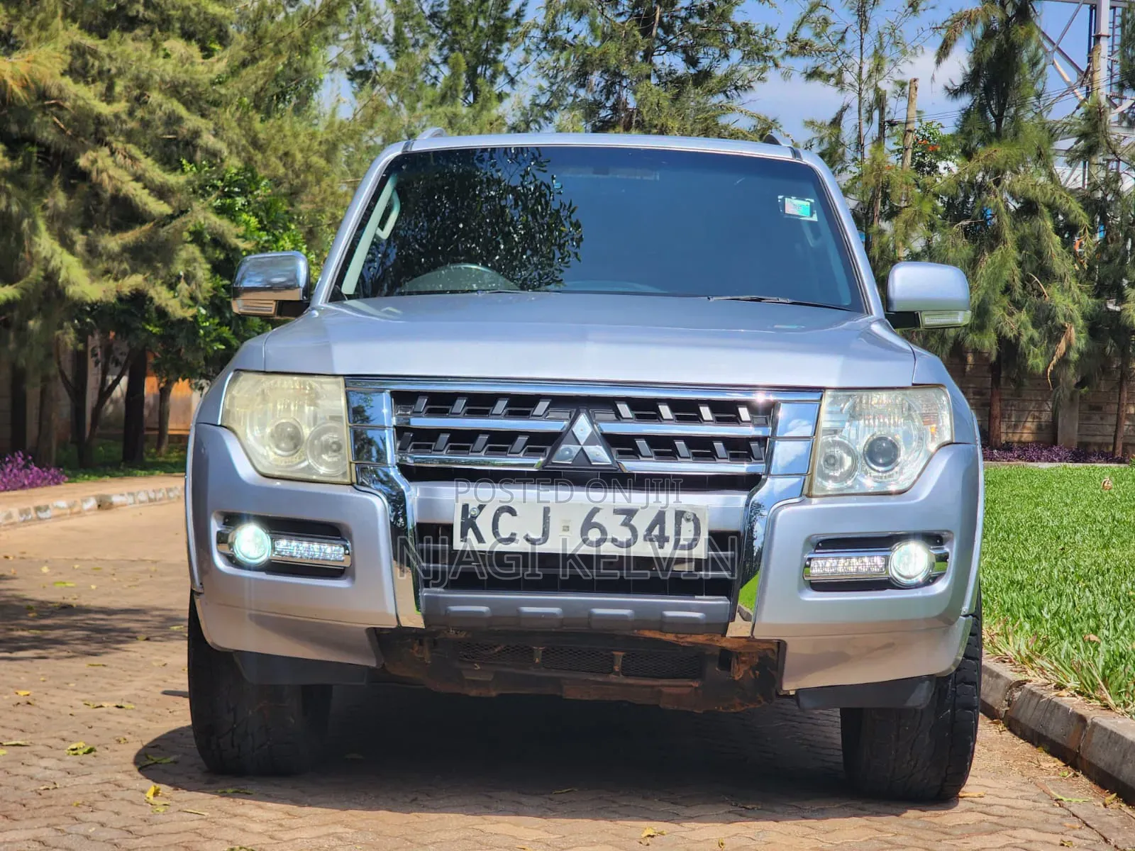 Mitsubishi Pajero 3.2 Di-Dc GLS 2010 Silver