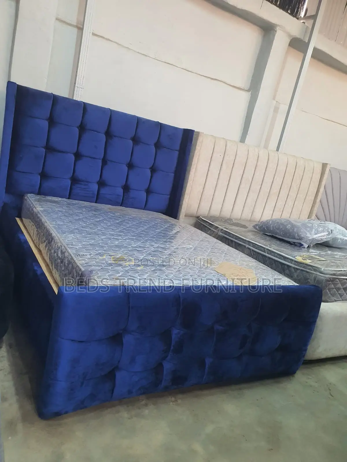 5 by 6 Blue Chester Bed Tufted