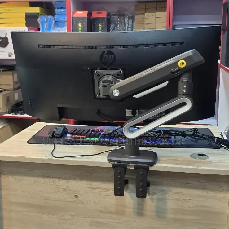 Hp 34-Inch Curved Monitor With Gaming Arm