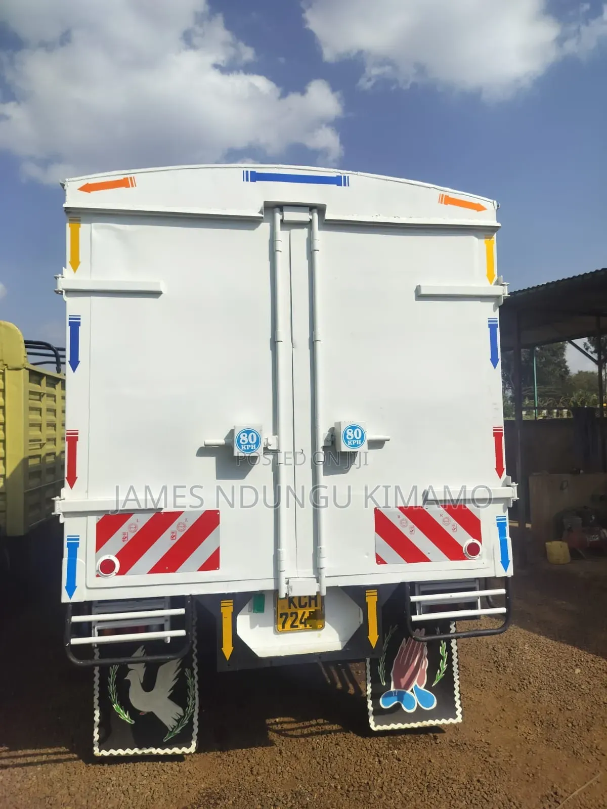 Mitsubishi Truck Fh 215 on Quick Sale