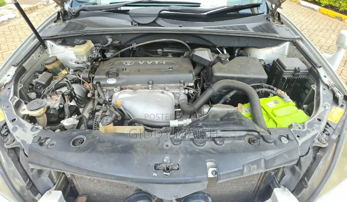 Toyota Harrier 2.4 2006 Silver