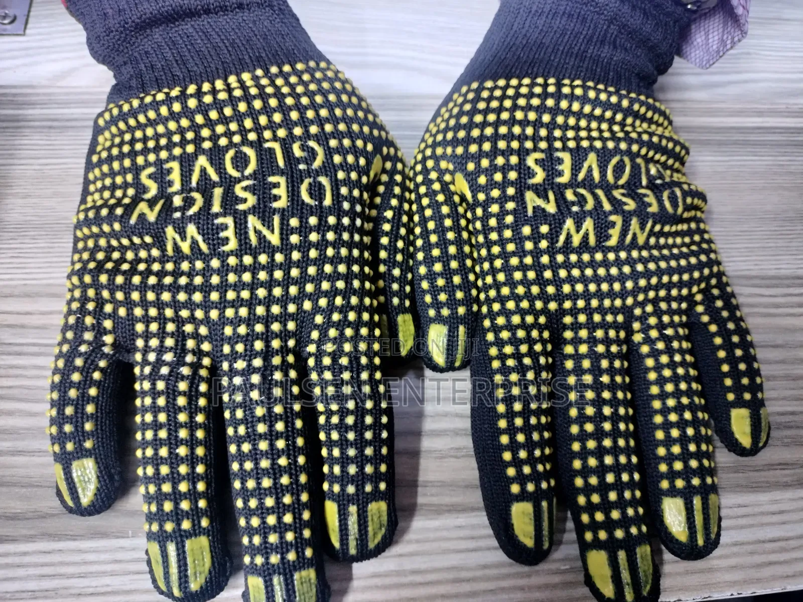 Polka Dotted Gloves/Pvc Dotted Gloves