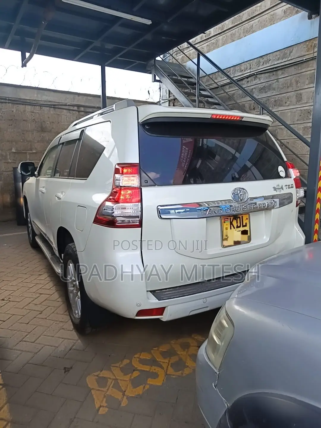 Toyota Land Cruiser Prado 2015 White