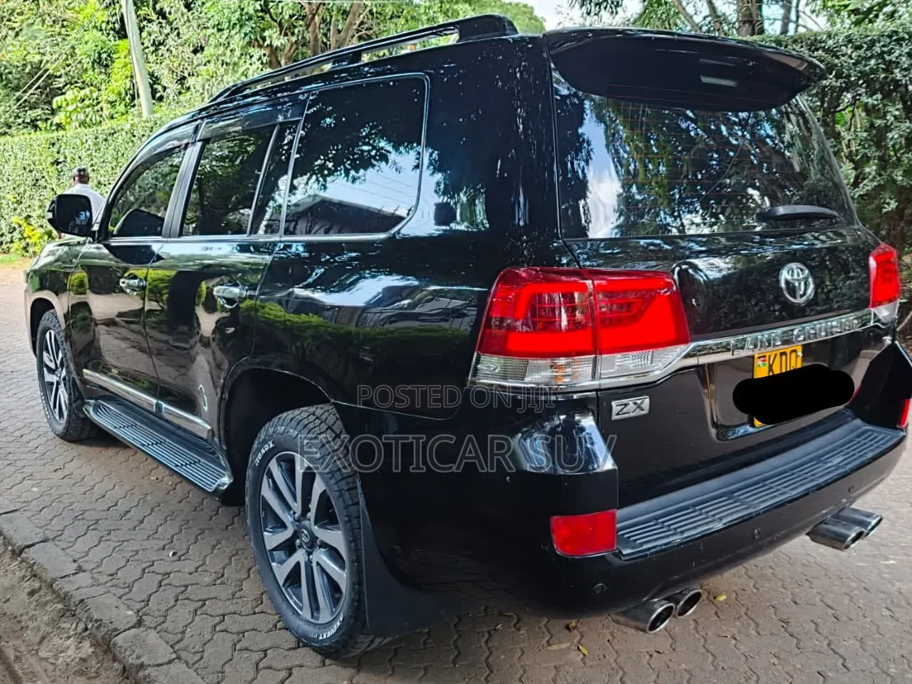Toyota Land Cruiser 2016 Black