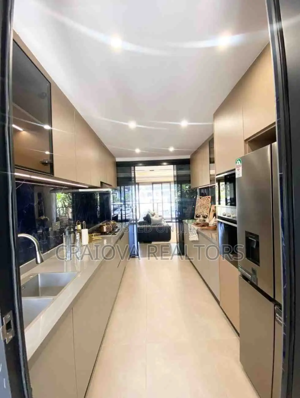 4bdrm Apartment in Raphta Road Area for sale