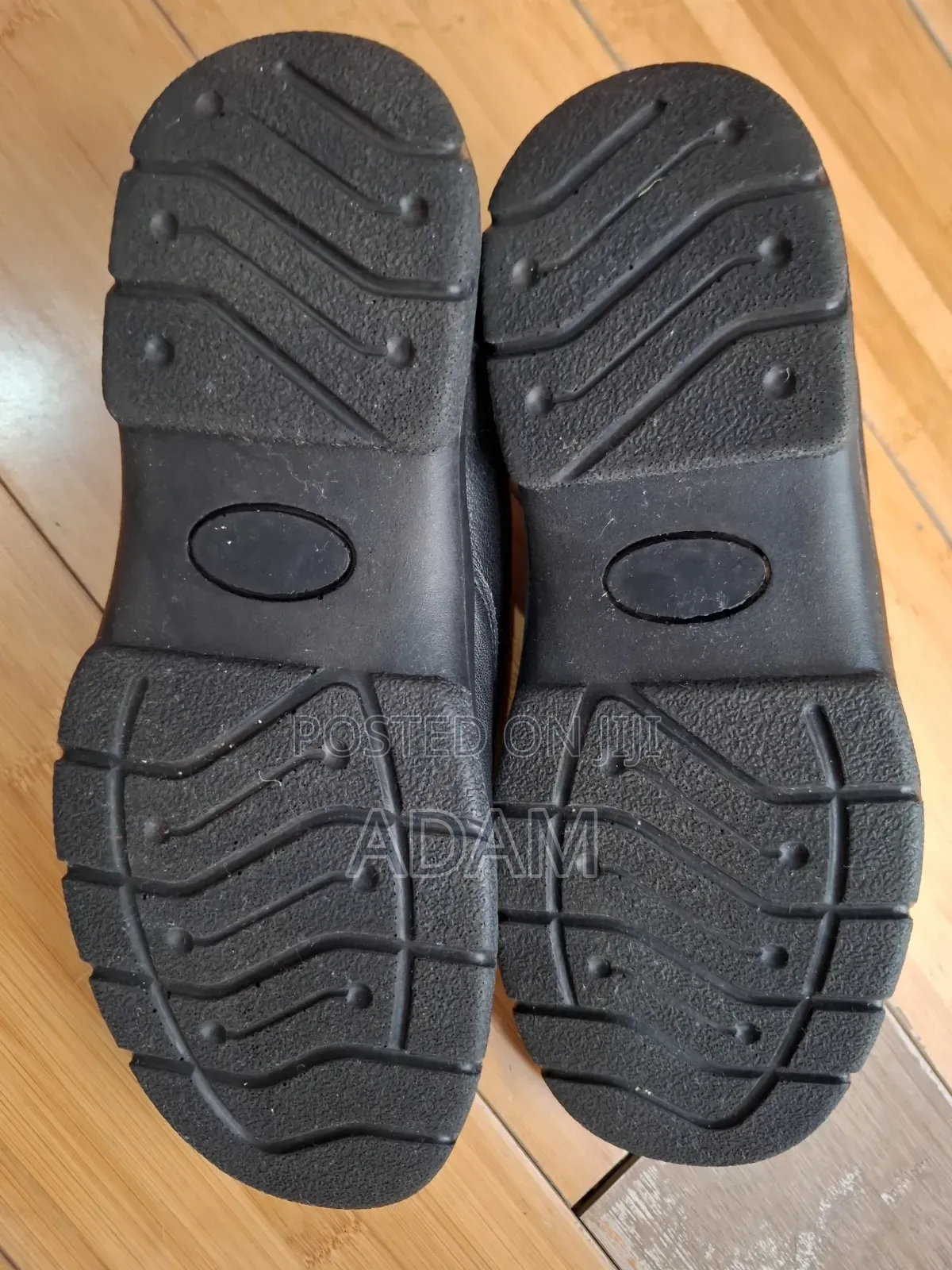 Men's Black Slip-on Safety Shoes