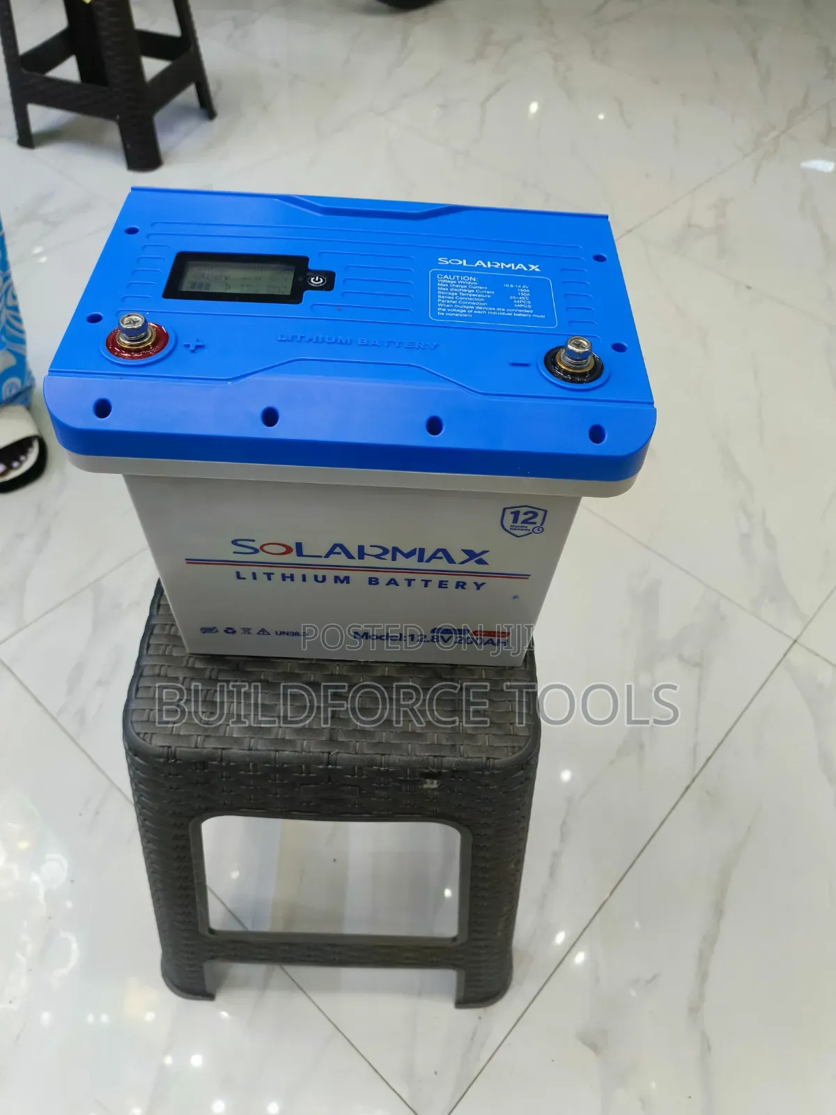 12.8 v 200bah Solarmax Lithium Battery