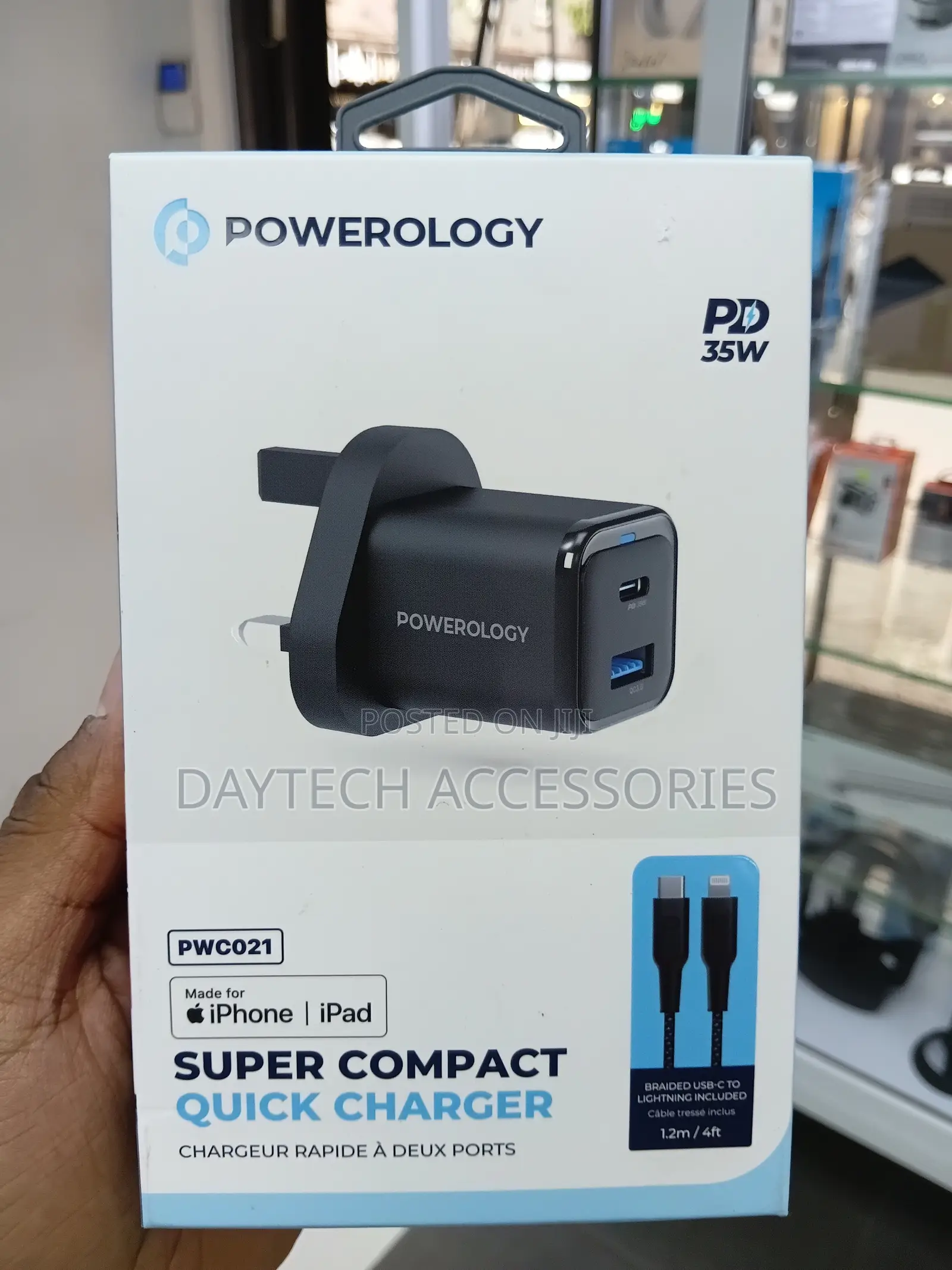 This Is a Powerology 35w Super Compact Quick Charger Dual Ports.
