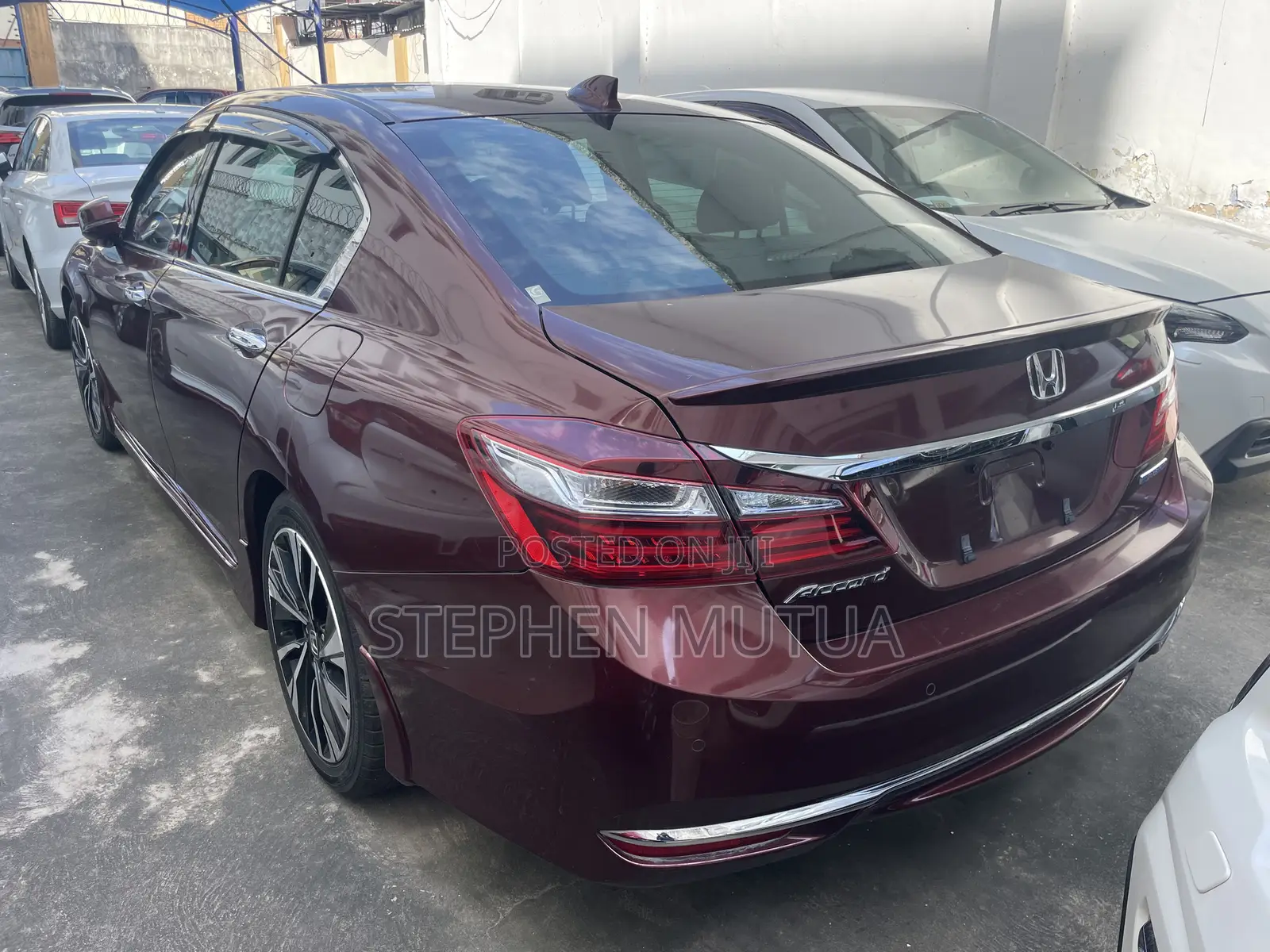 Honda Accord Hybrid 2018 Maroon