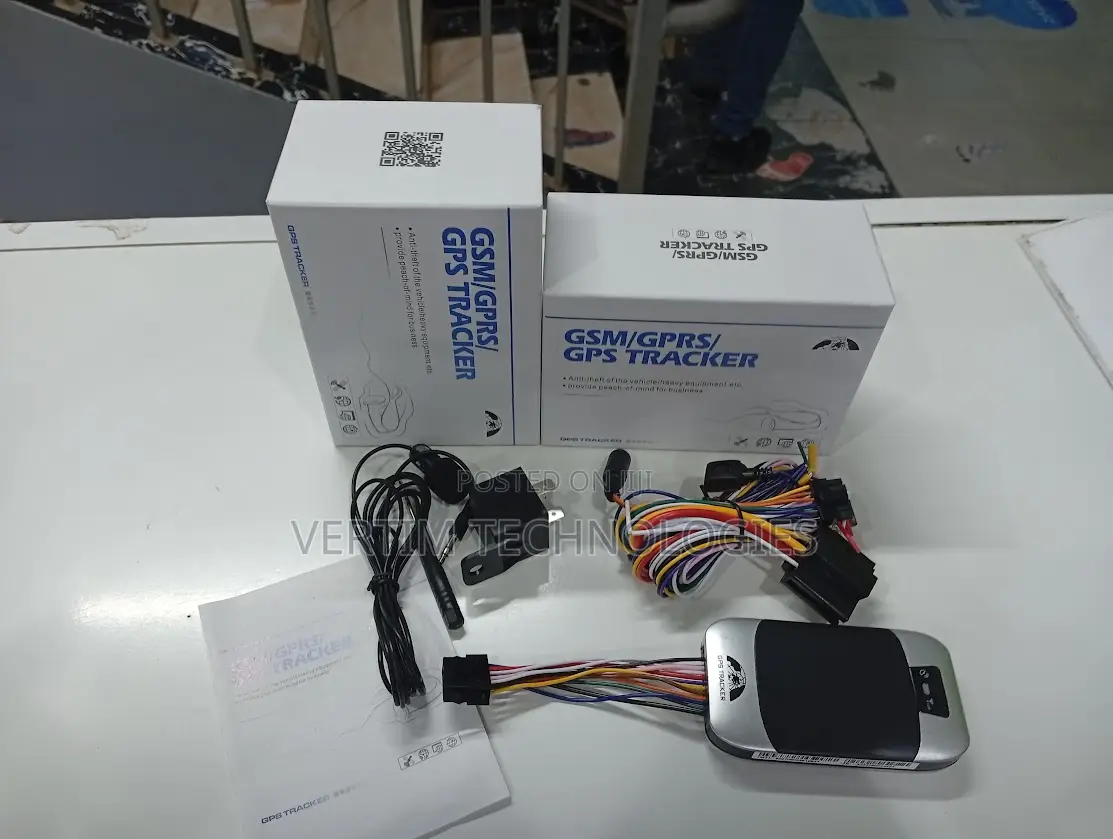 Tk303 GPS Car Tracker Vehicle Locator With Engine Cutoff Feature