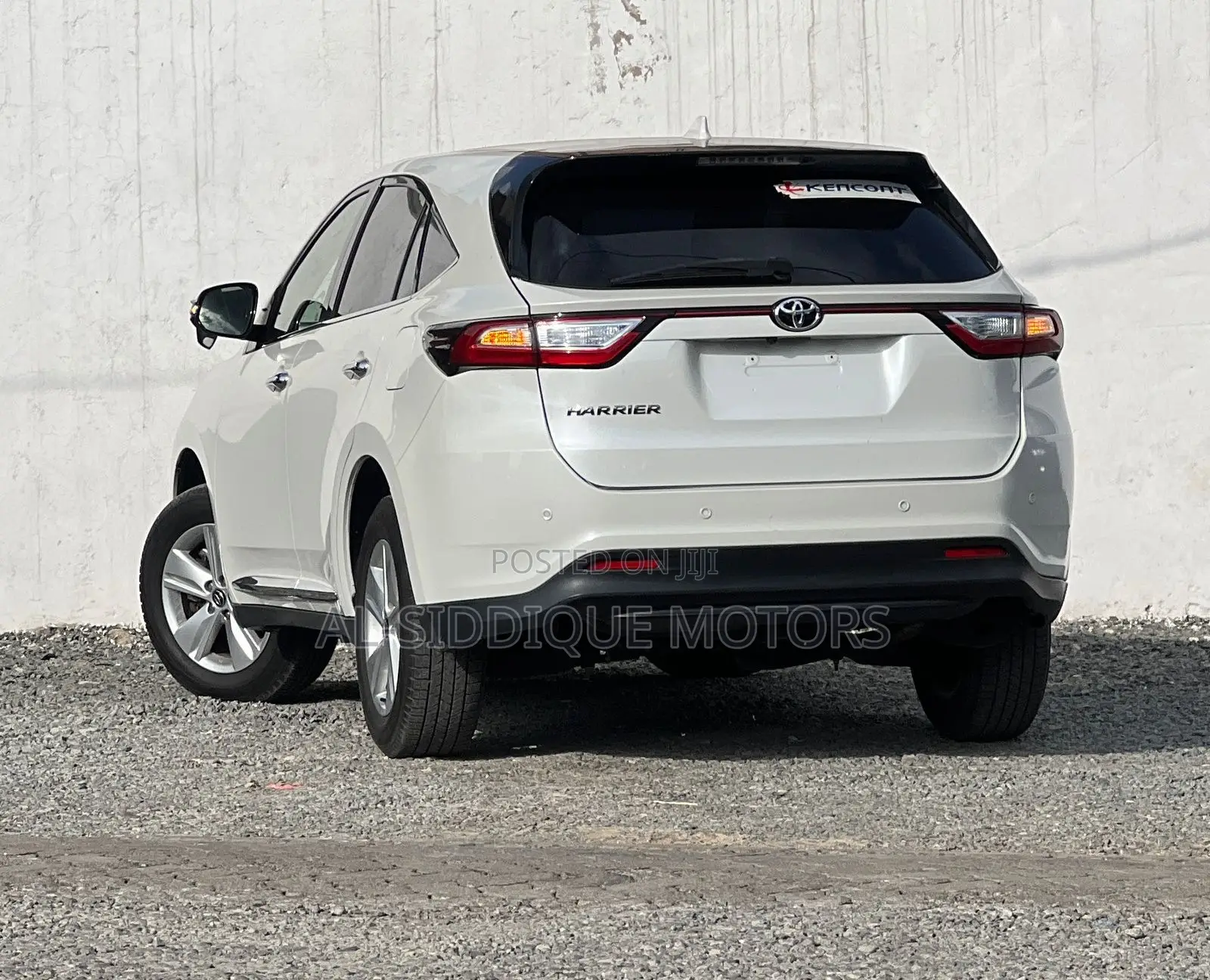 Toyota Harrier 2.0 2019 Off white