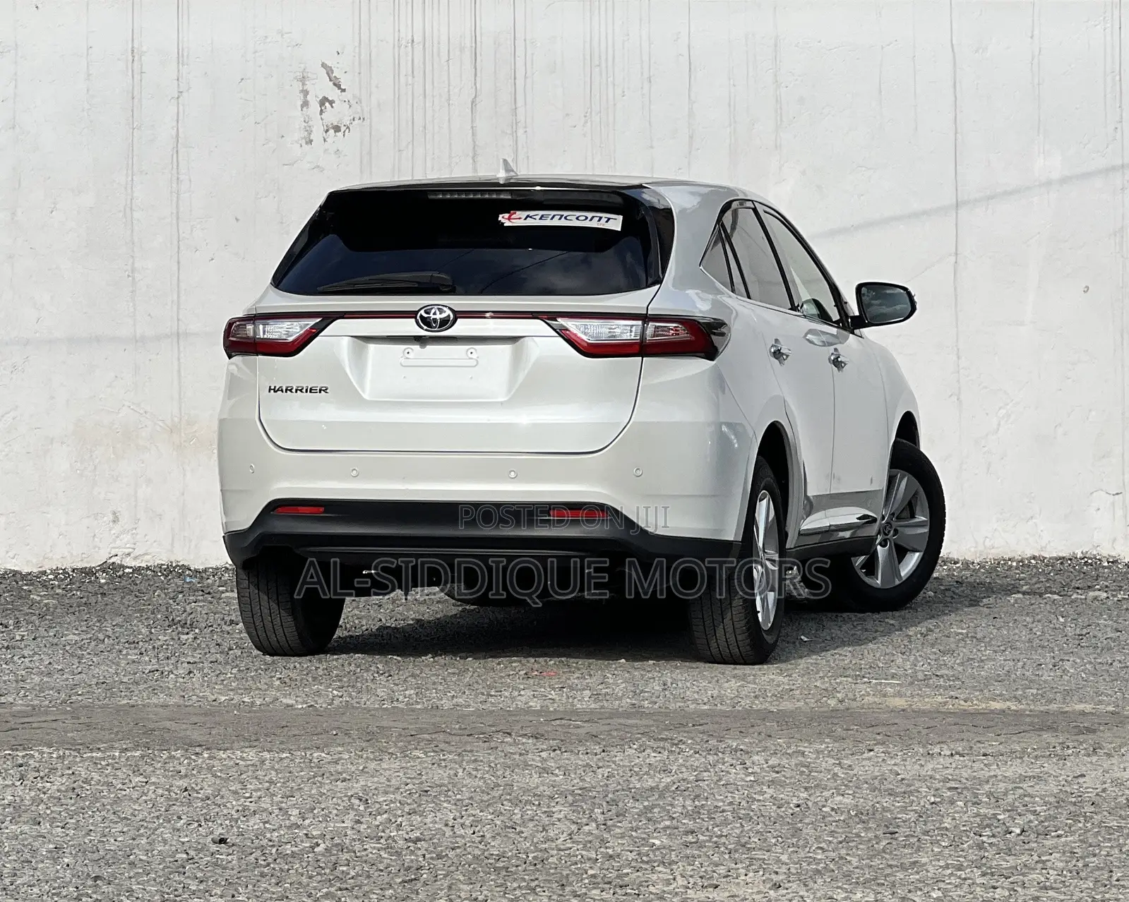 Toyota Harrier 2.0 2019 Off white