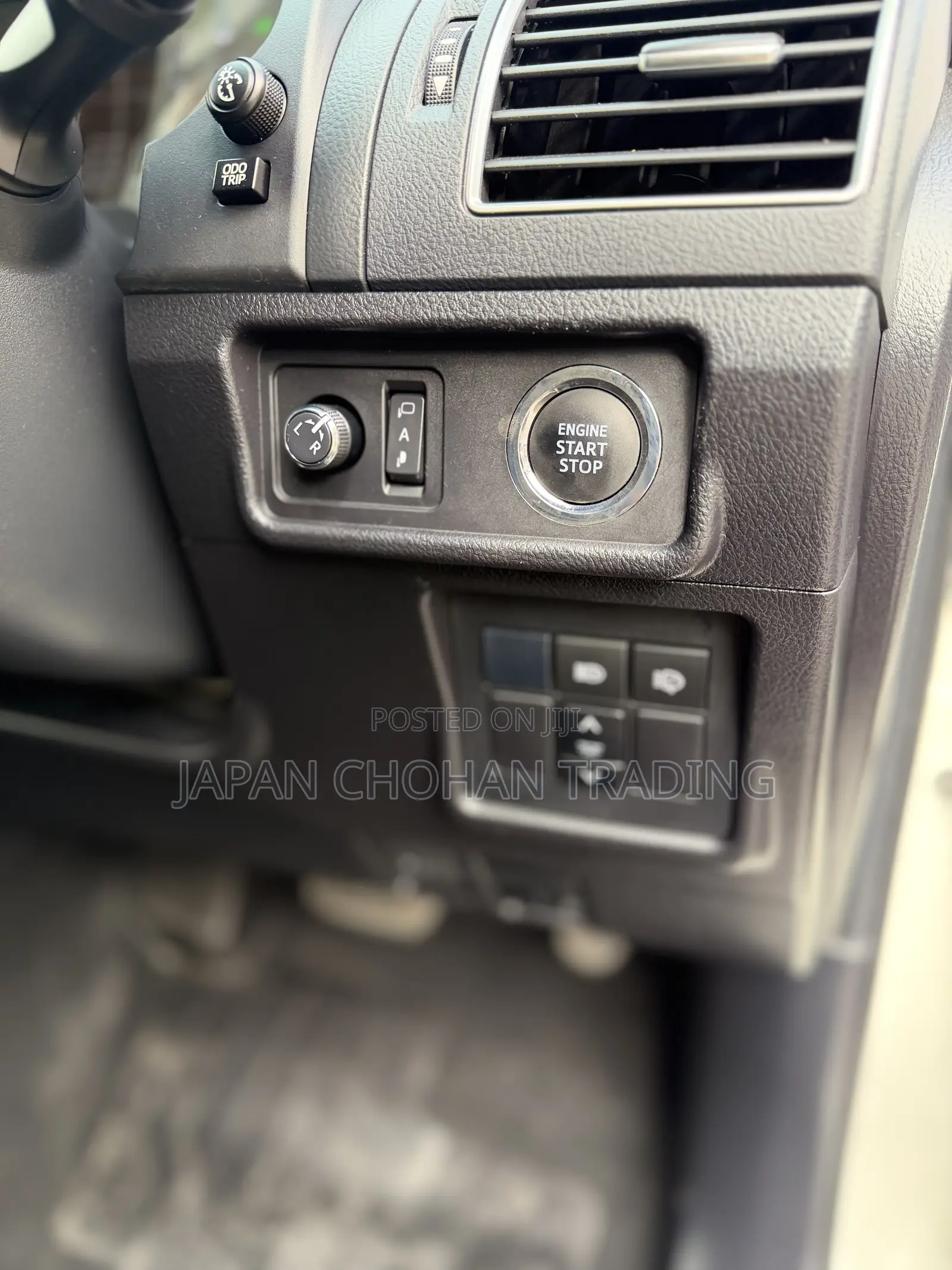 Toyota Land Cruiser Prado 2.7 2018 White