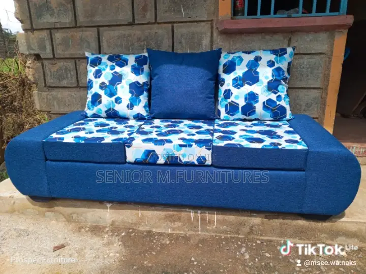 Blue/White Seat