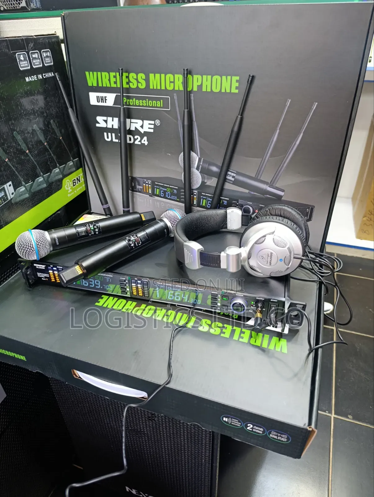 Shure Ulxd24 Digital Handheld Wireless System With Headphones Jackpin