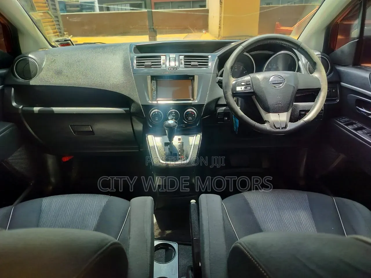 Subaru Outback 2.5i Limited 2011 Black