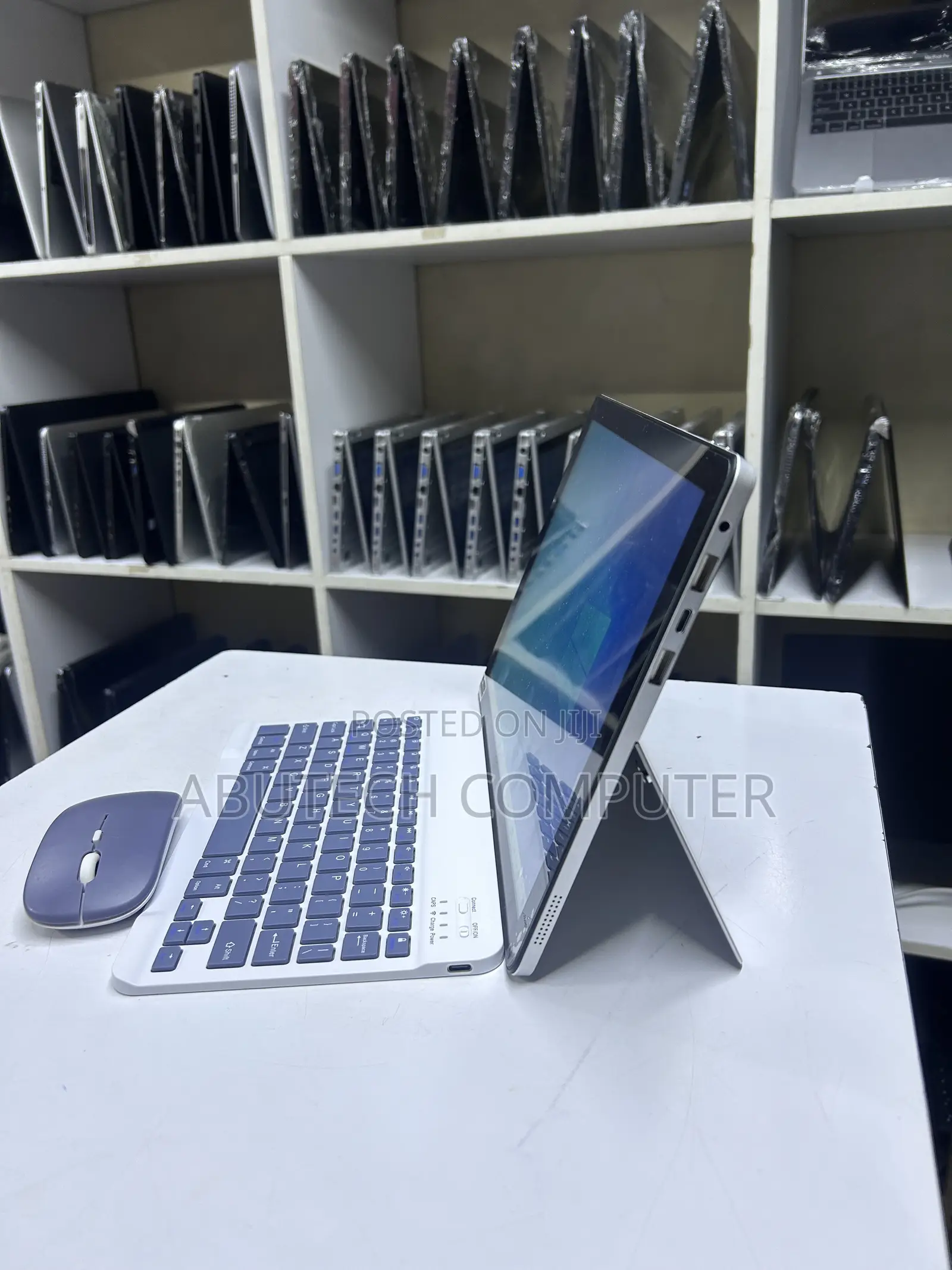 Laptop 4GB Intel Core M3 SSD 128GB