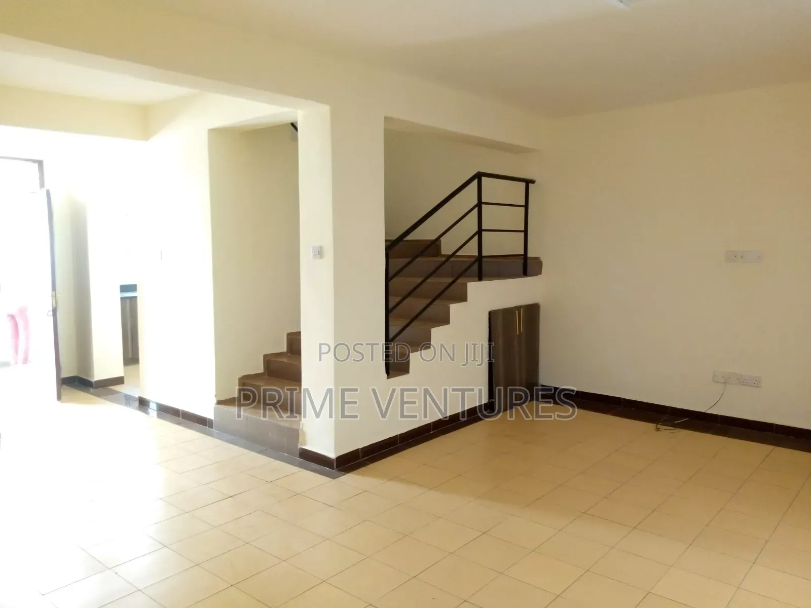 3bdrm Maisonette in Donholm/Savannah for rent