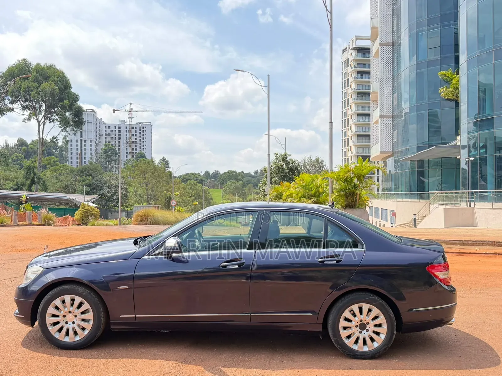Mercedes-Benz C200 2009 Gray