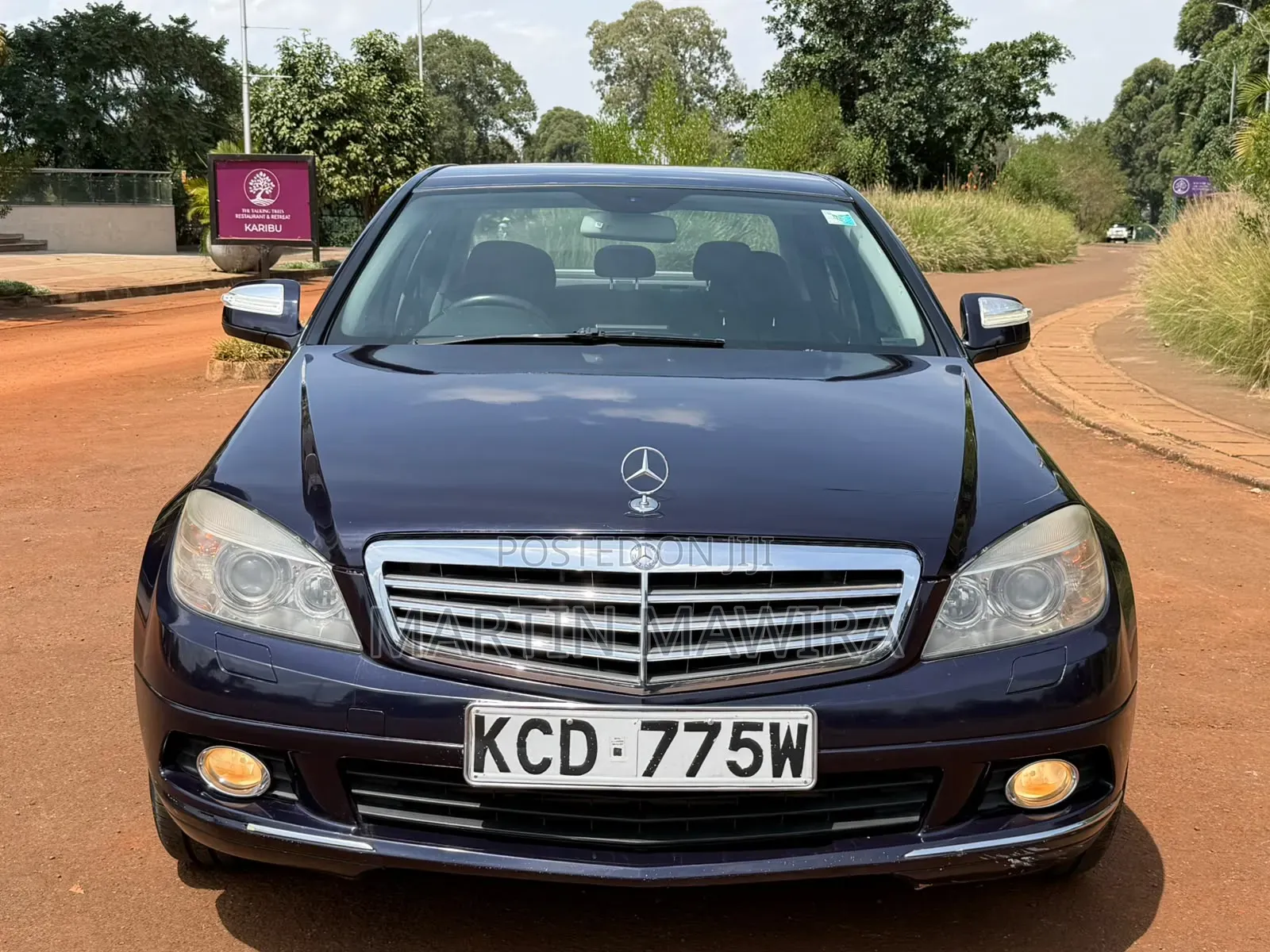 Mercedes-Benz C200 2009 Gray