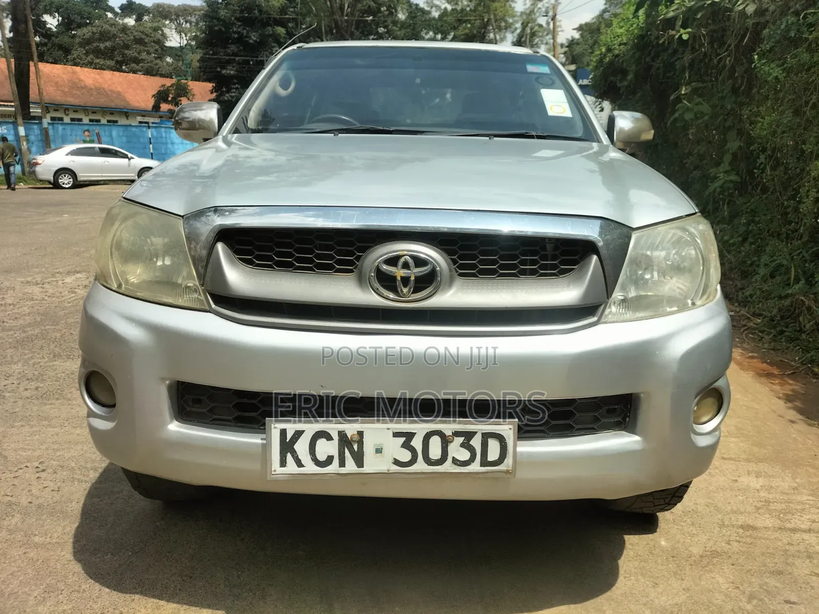 Toyota Hilux 2010 Silver