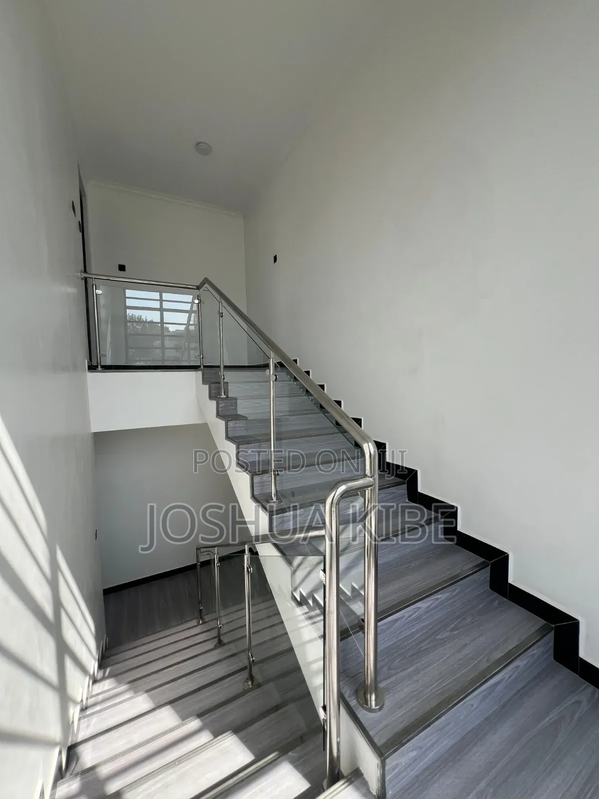 4bdrm Maisonette in Membley Estate for rent