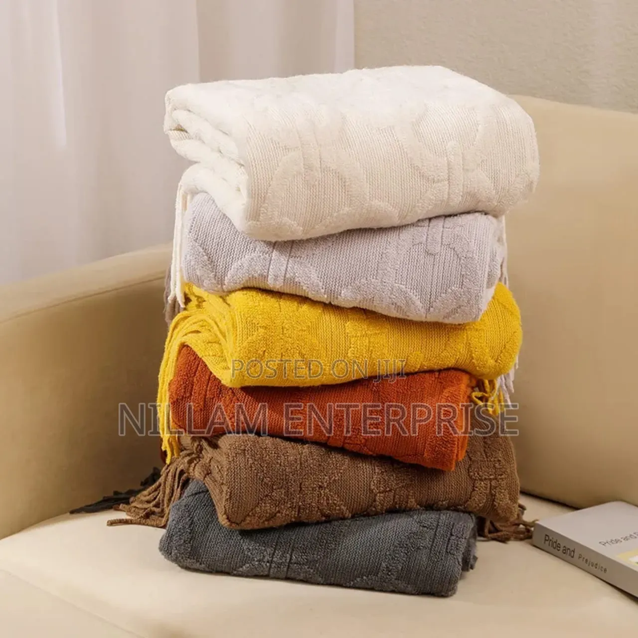 Nordic Style Sofa Throw Blanket With Tassels*
