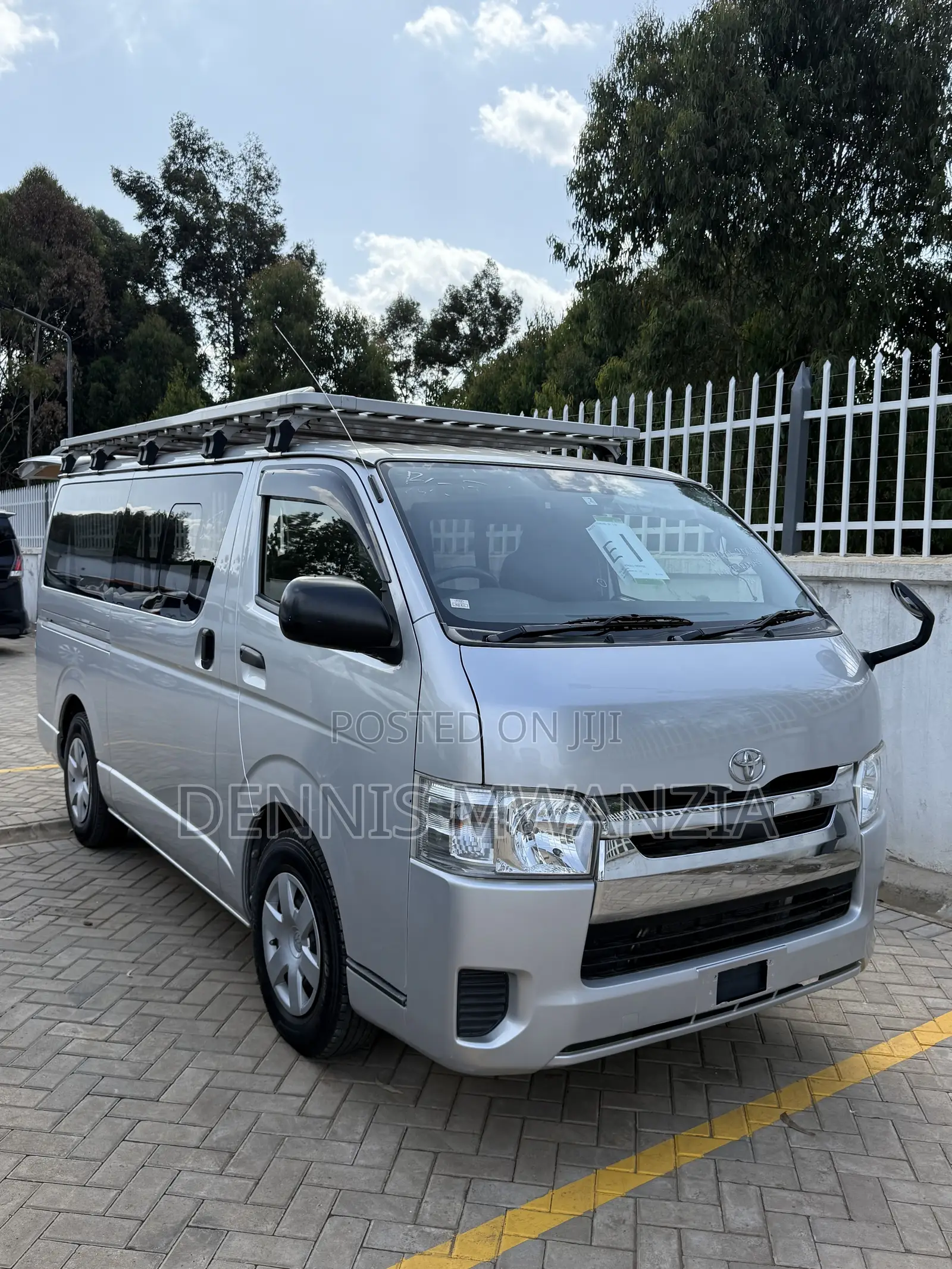 Toyota HiAce 2019 Silver