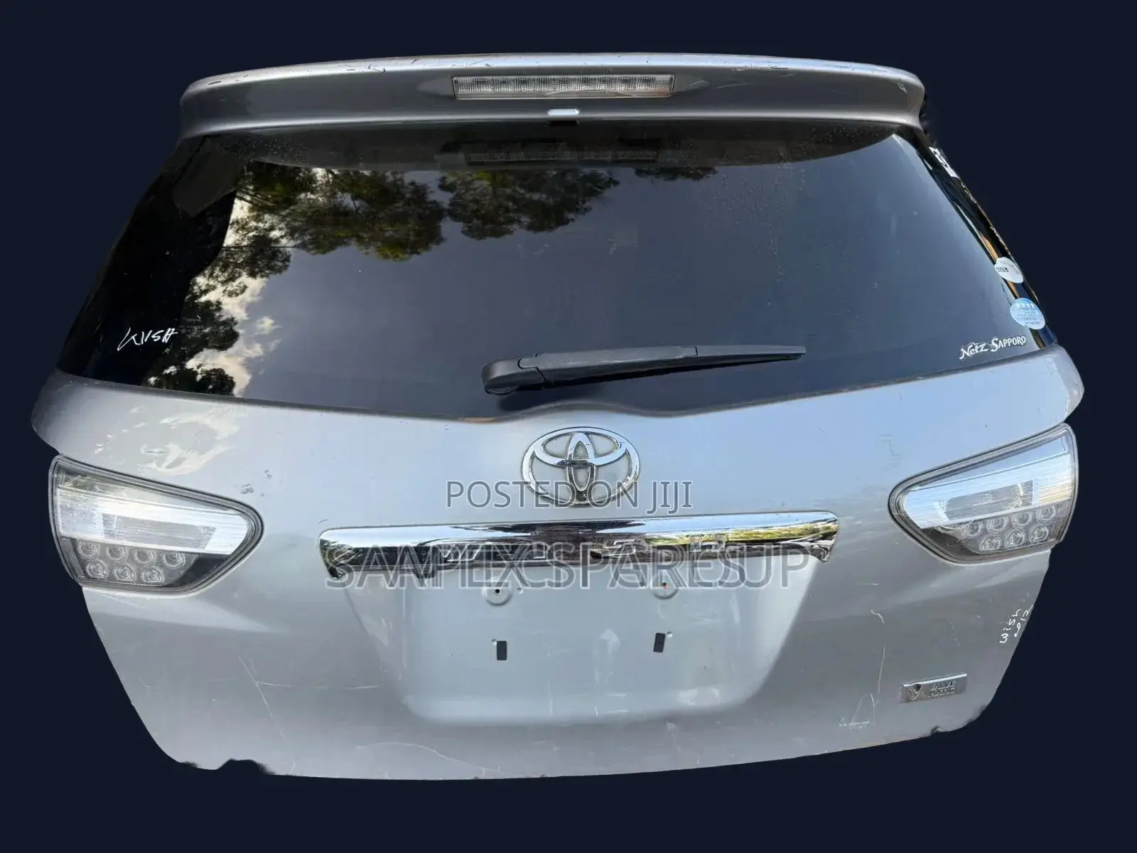 Toyota Wish Boot Door 2012