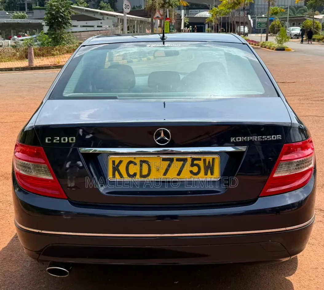 Mercedes-Benz C200 2008 Blue