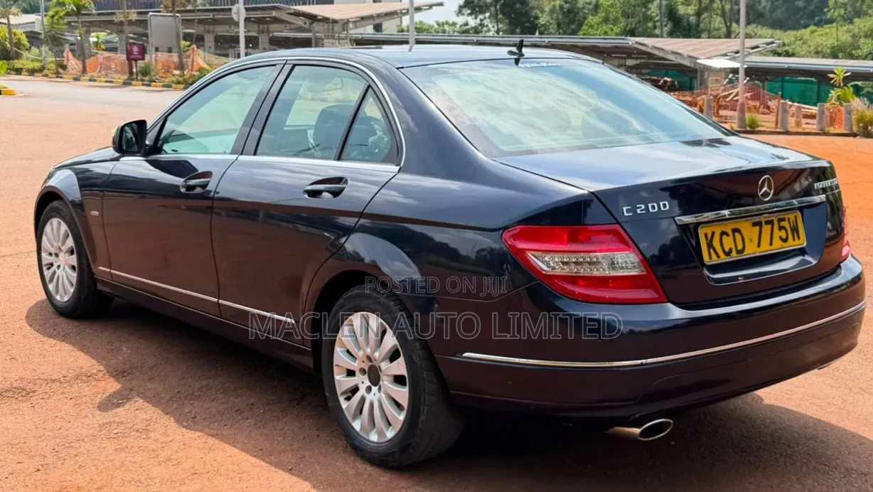 Mercedes-Benz C200 2008 Blue